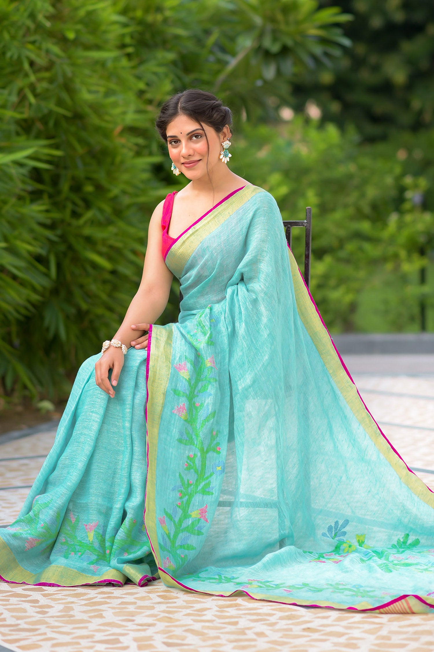 Mint Charm-Linen Jamdani Weave Saree