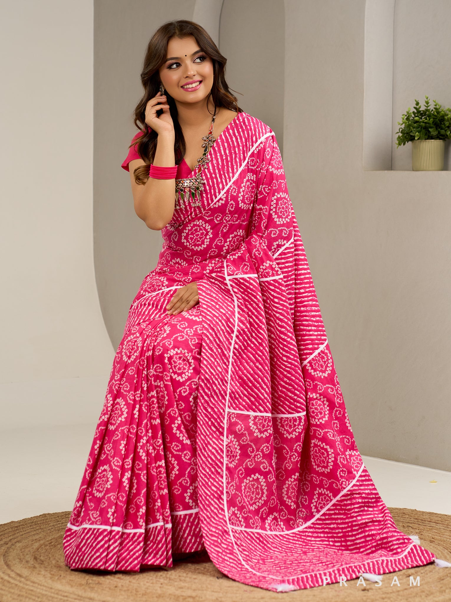 Ruhani Leheriya & Bandhani Fusion Saree