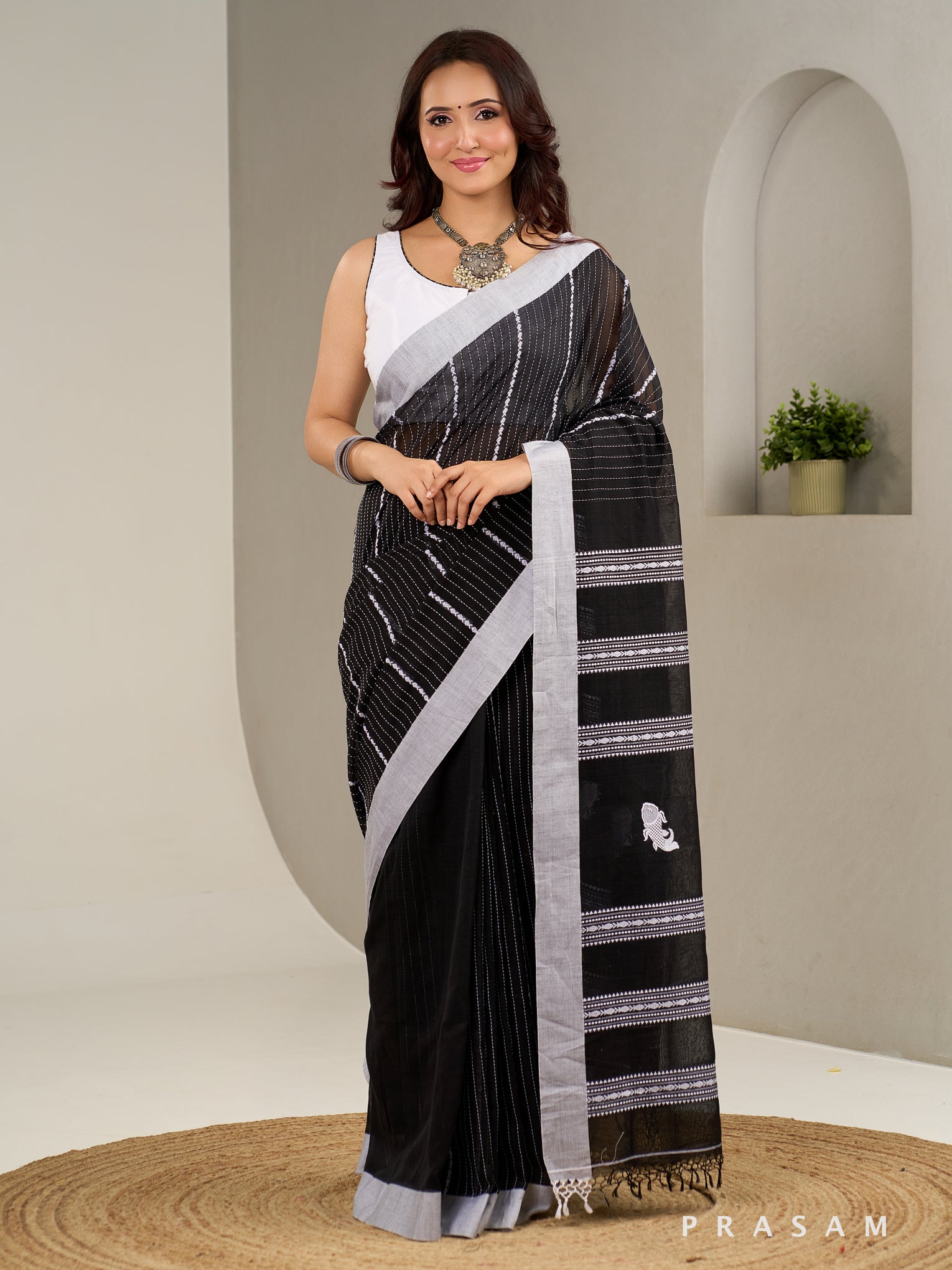 Monochrome Marine Hand woven Cotton Saree.