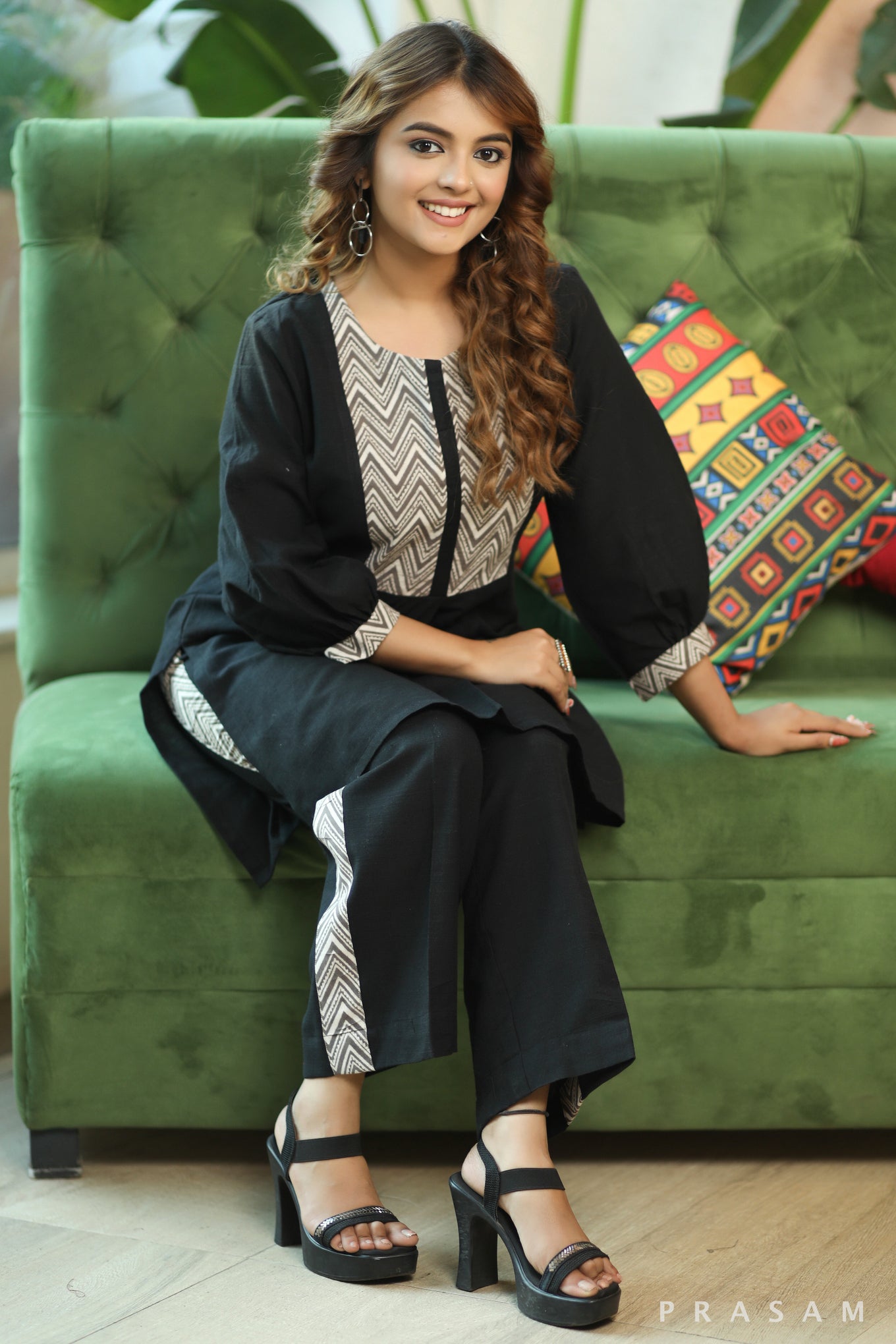 Dazzling Black Beauty Stylish Handloom Cotton Co-ord Set With Bagru Yoke And Details At the Pant