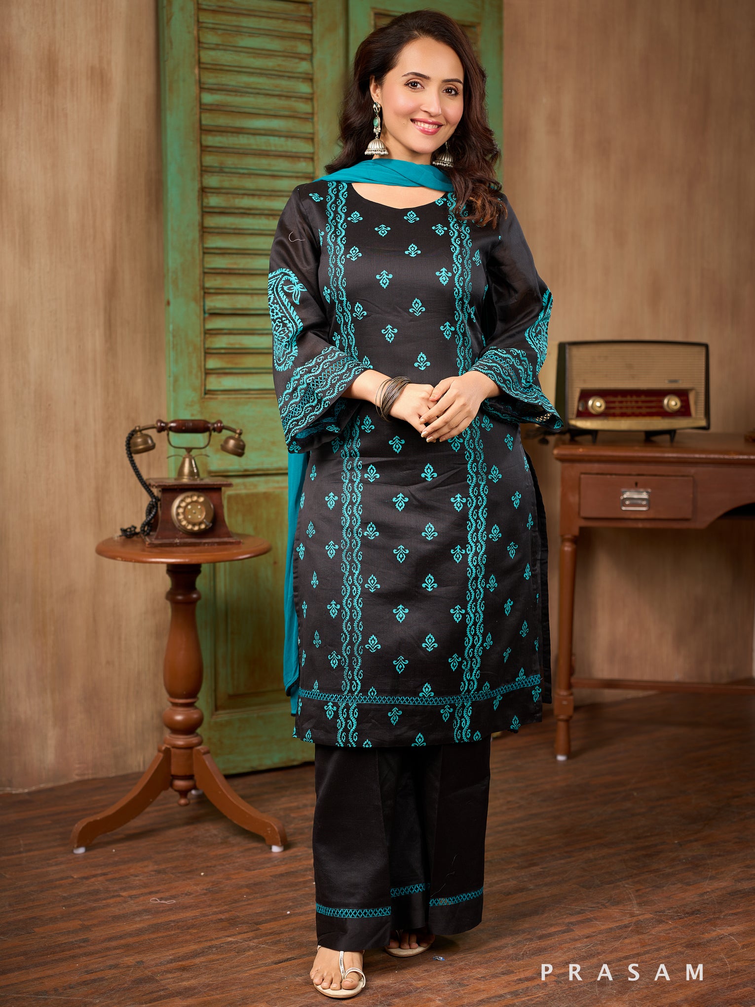 Neel Tara Chanderi Kurta Set