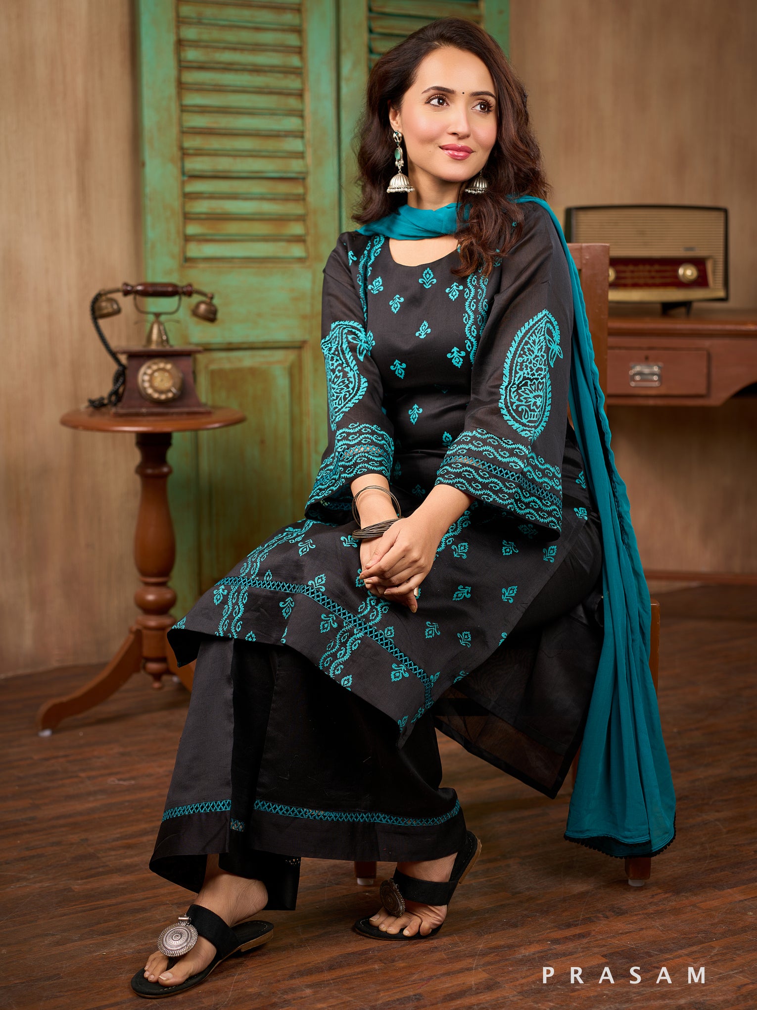 Neel Tara Chanderi Kurta Set