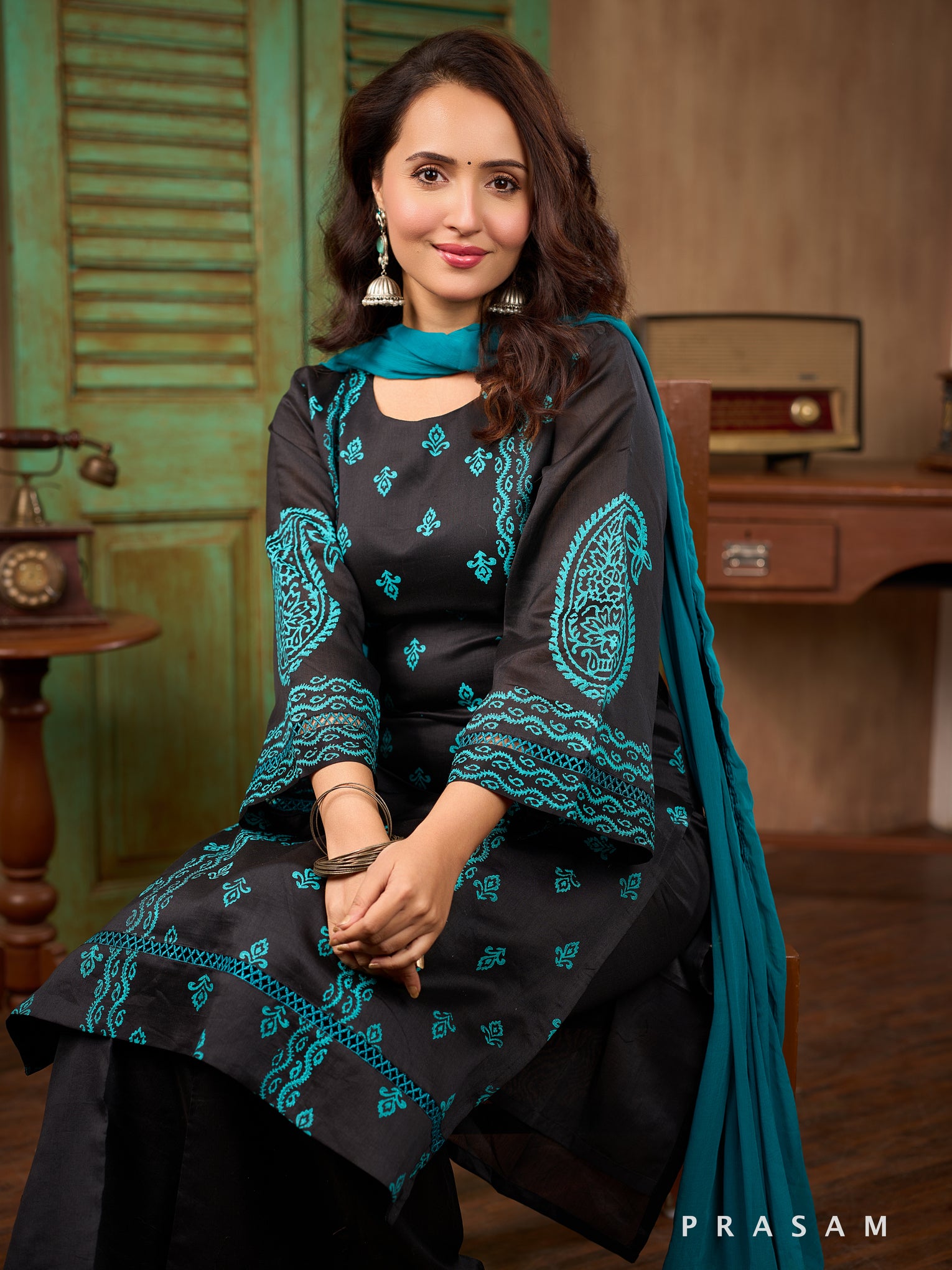 Neel Tara Chanderi Kurta Set
