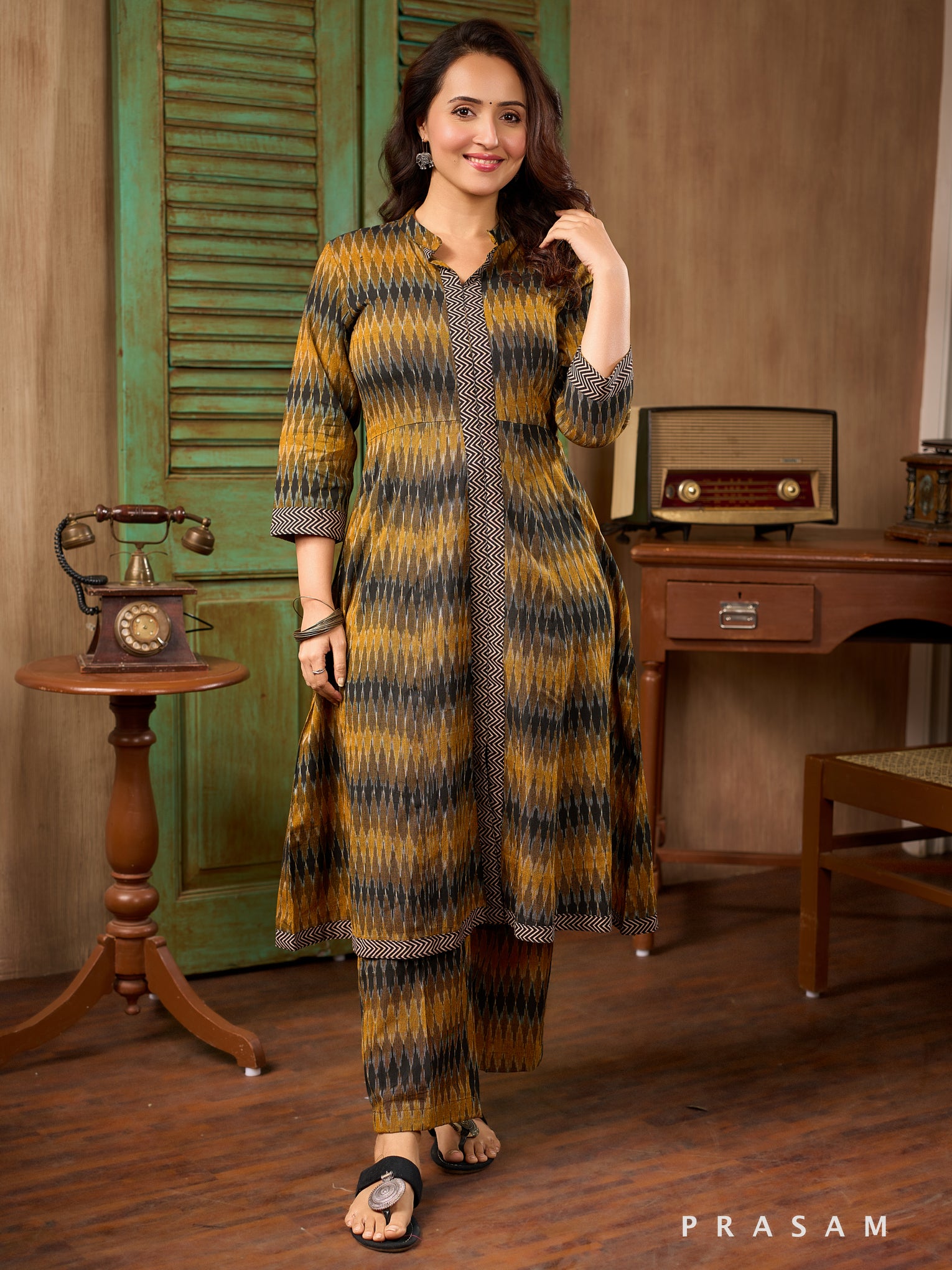 Marigold Motif Ikat Kurta Set
