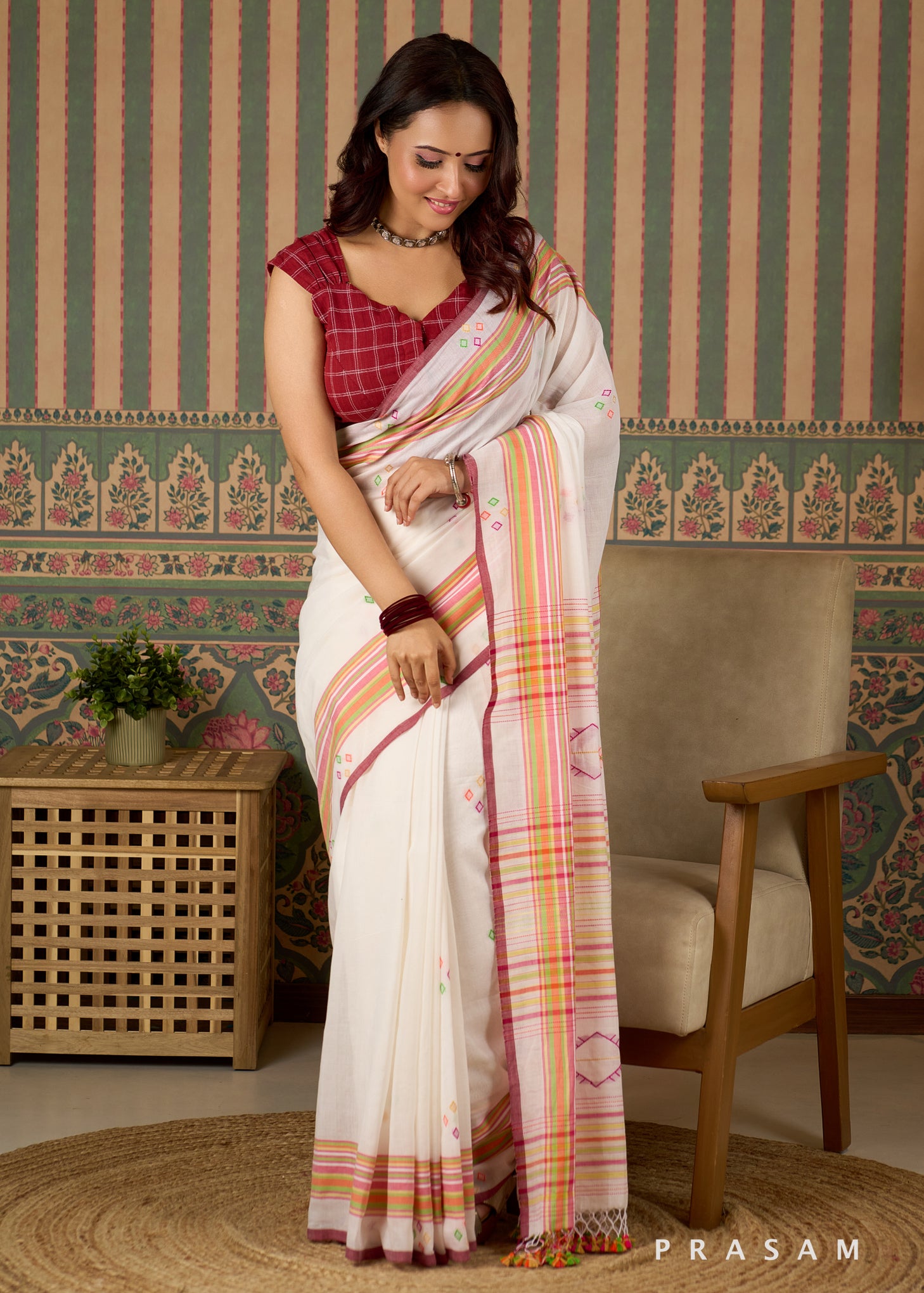 Thread Confetti Handwoven Cotton Saree