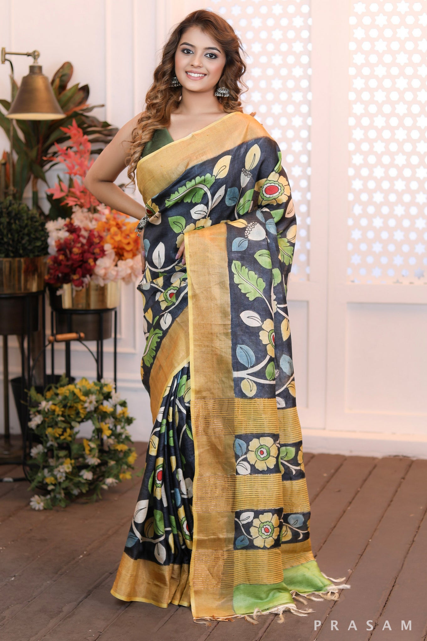 Golden Elegance Cultural ethnic dark grey hand painted kalamkari floral silk saree