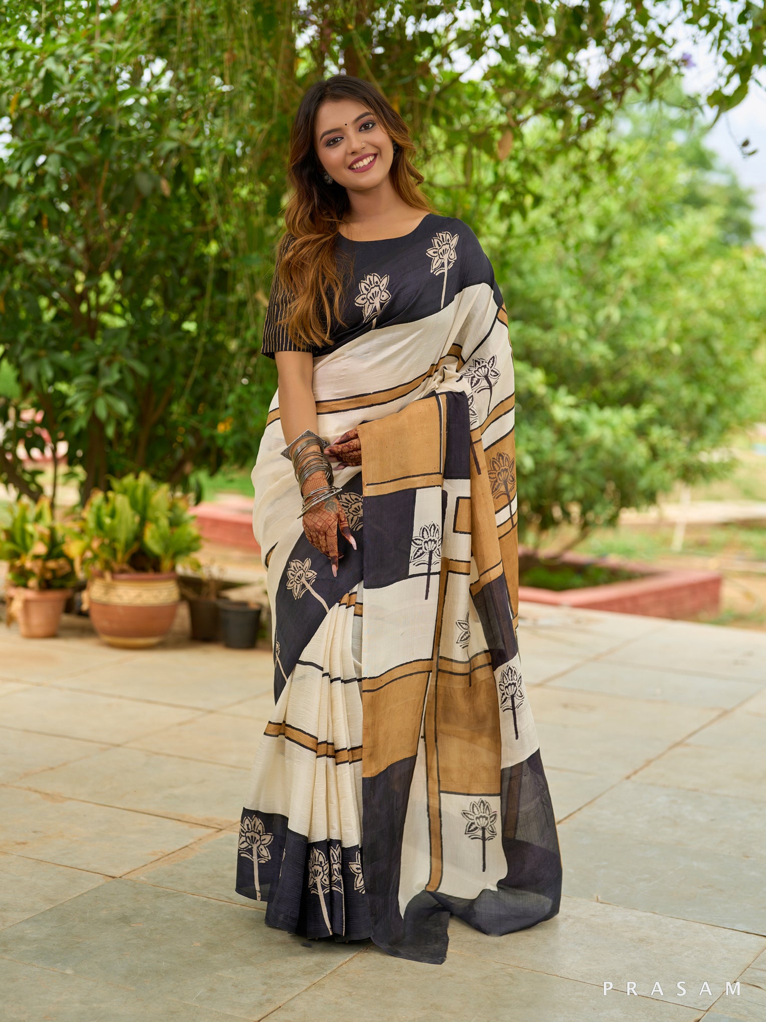 Graphite Garden Abstract Blooms Pure Silk Saree