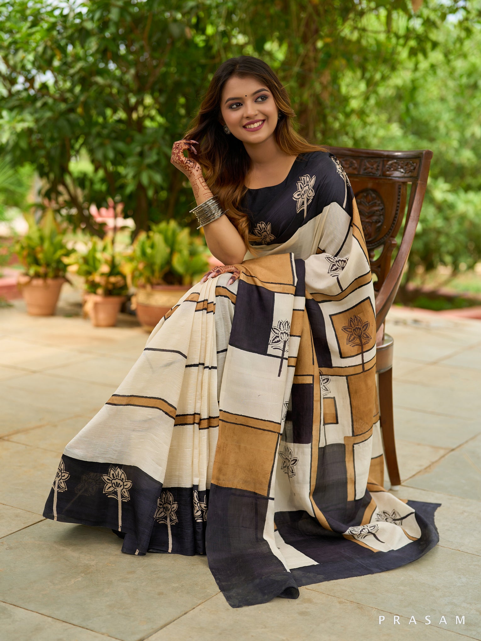 Graphite Garden Abstract Blooms Pure Silk Saree