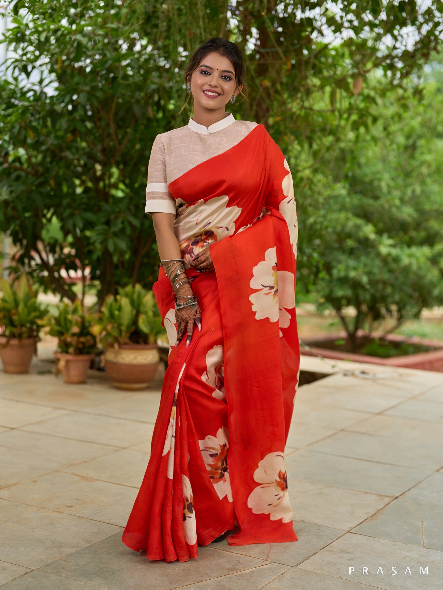 Vermilion Floral Splendor Elegant Pure Silk Saree