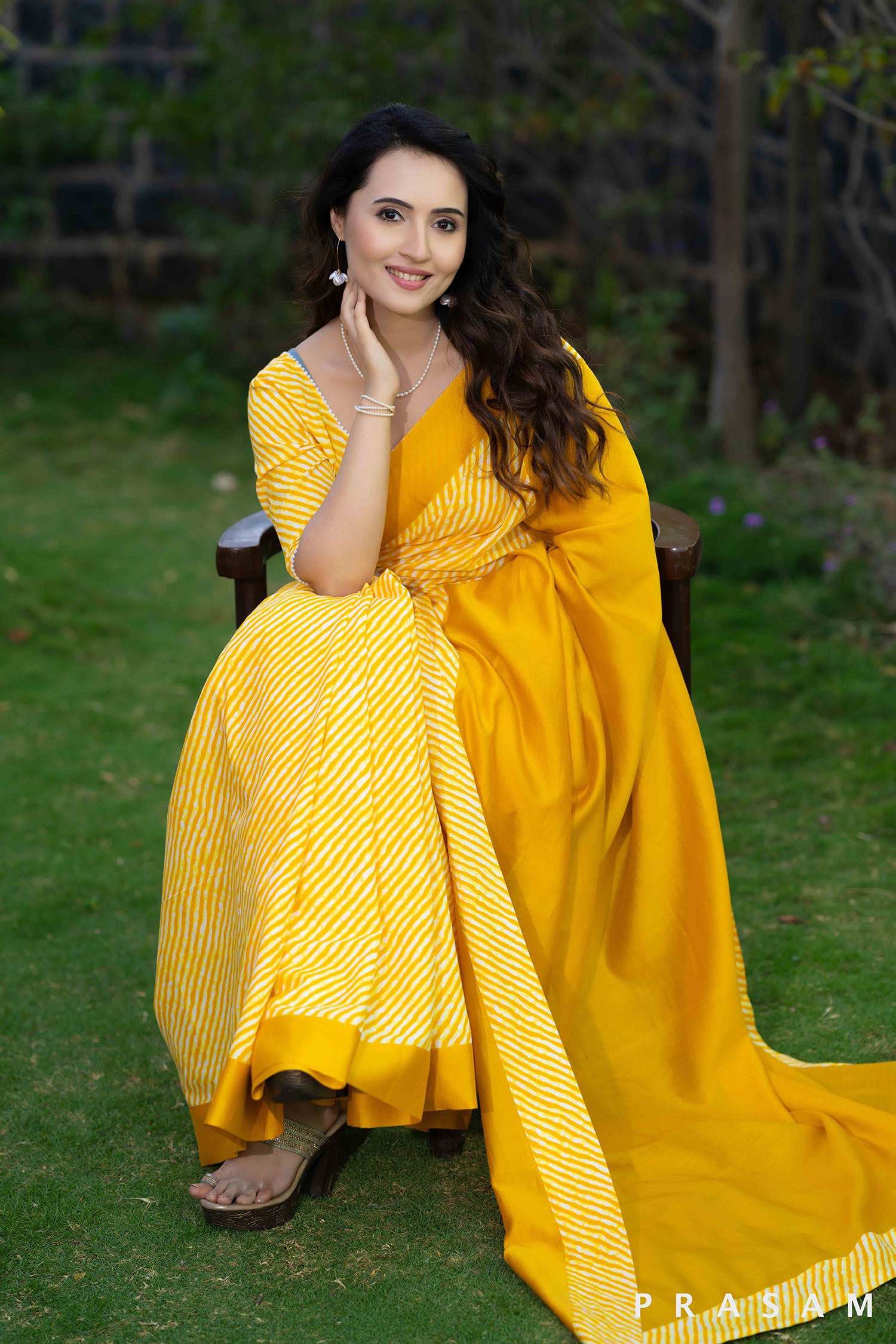 Surabhi golden yellow cotton lehariya and chanderi fusion saree