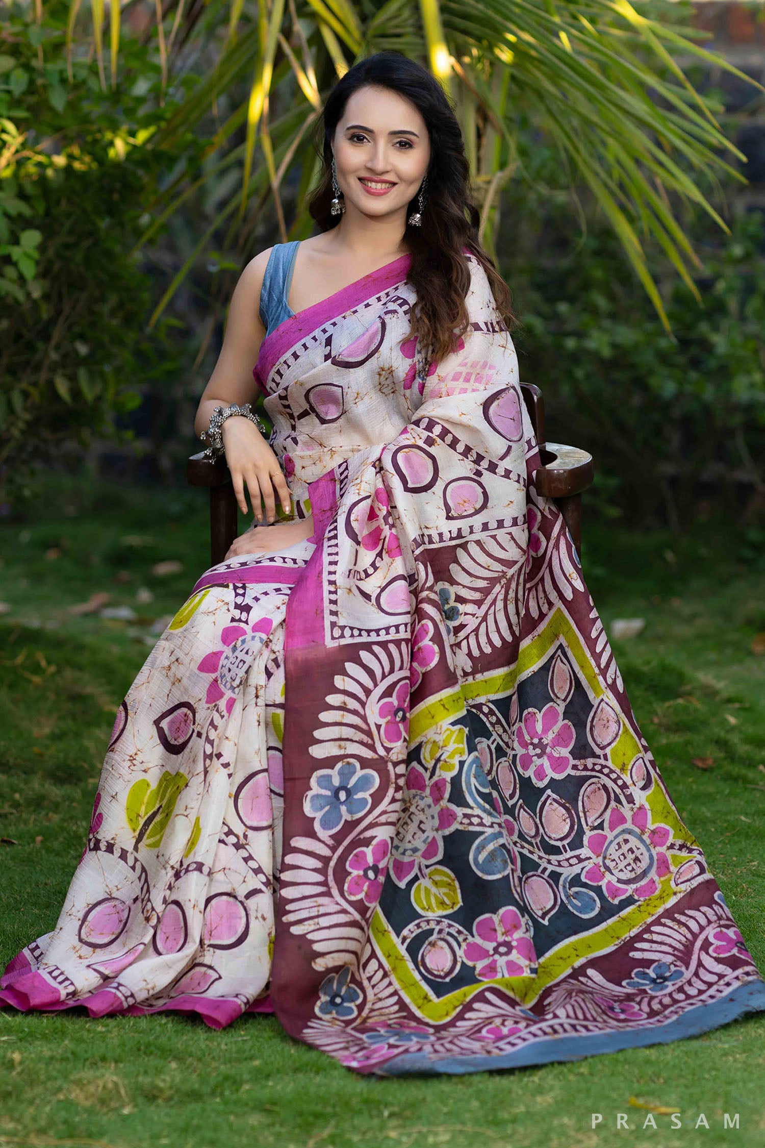 Snowy Lily Floral Design Batik Silk Saree