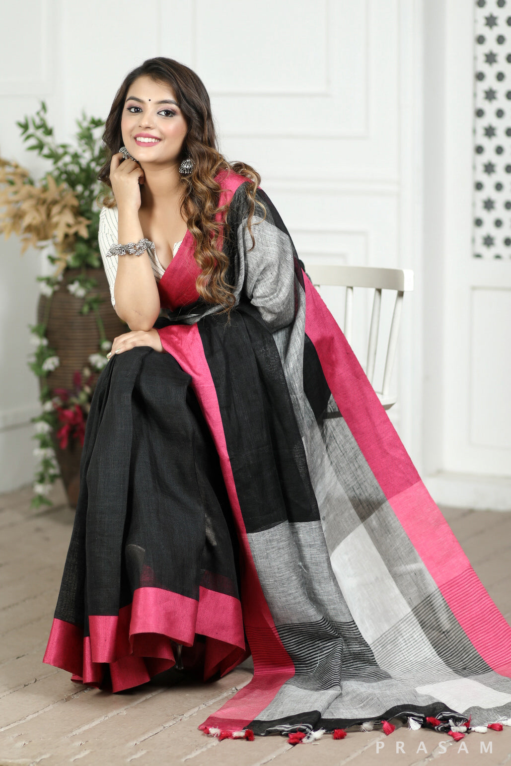 Night Dews Linen Saree