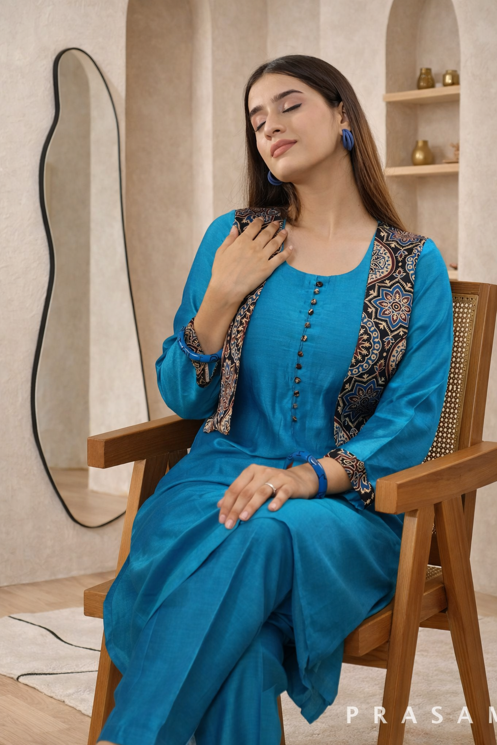 Lagoon Luxe Silk Kurta Set with Half Jacket