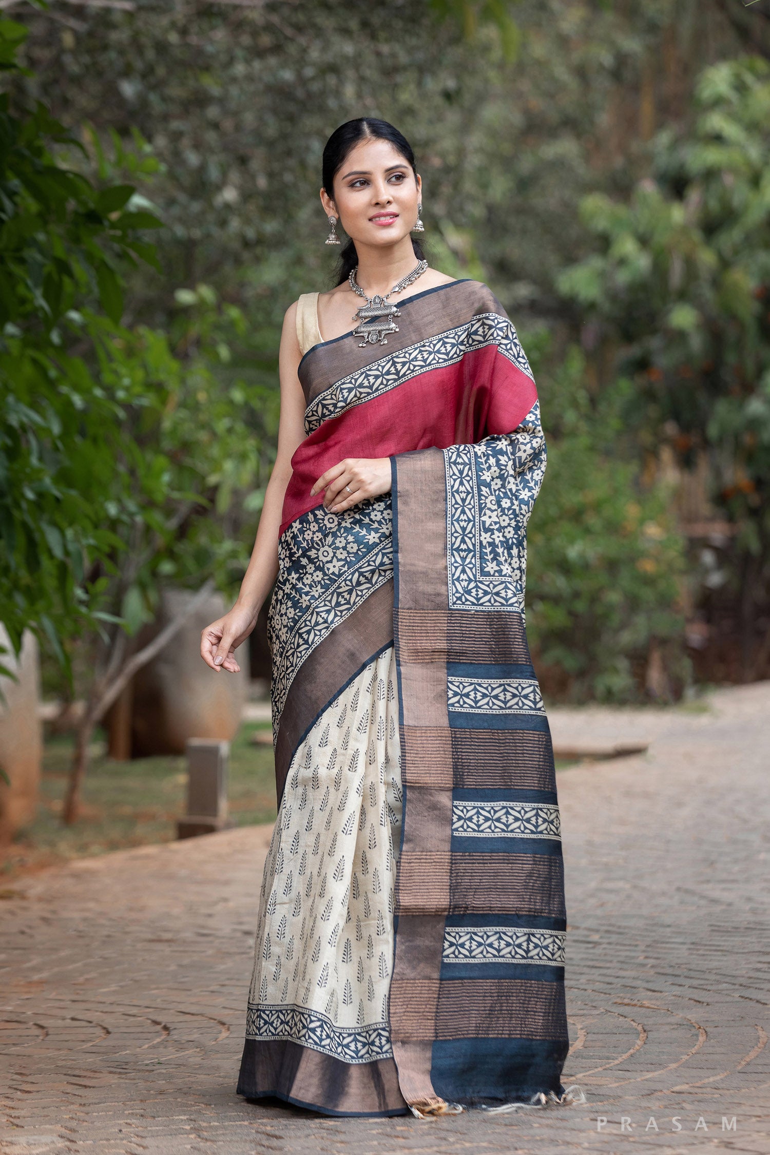 Moonlight Mosaic-Tassar Hand Batik Saree Prasam Crafts