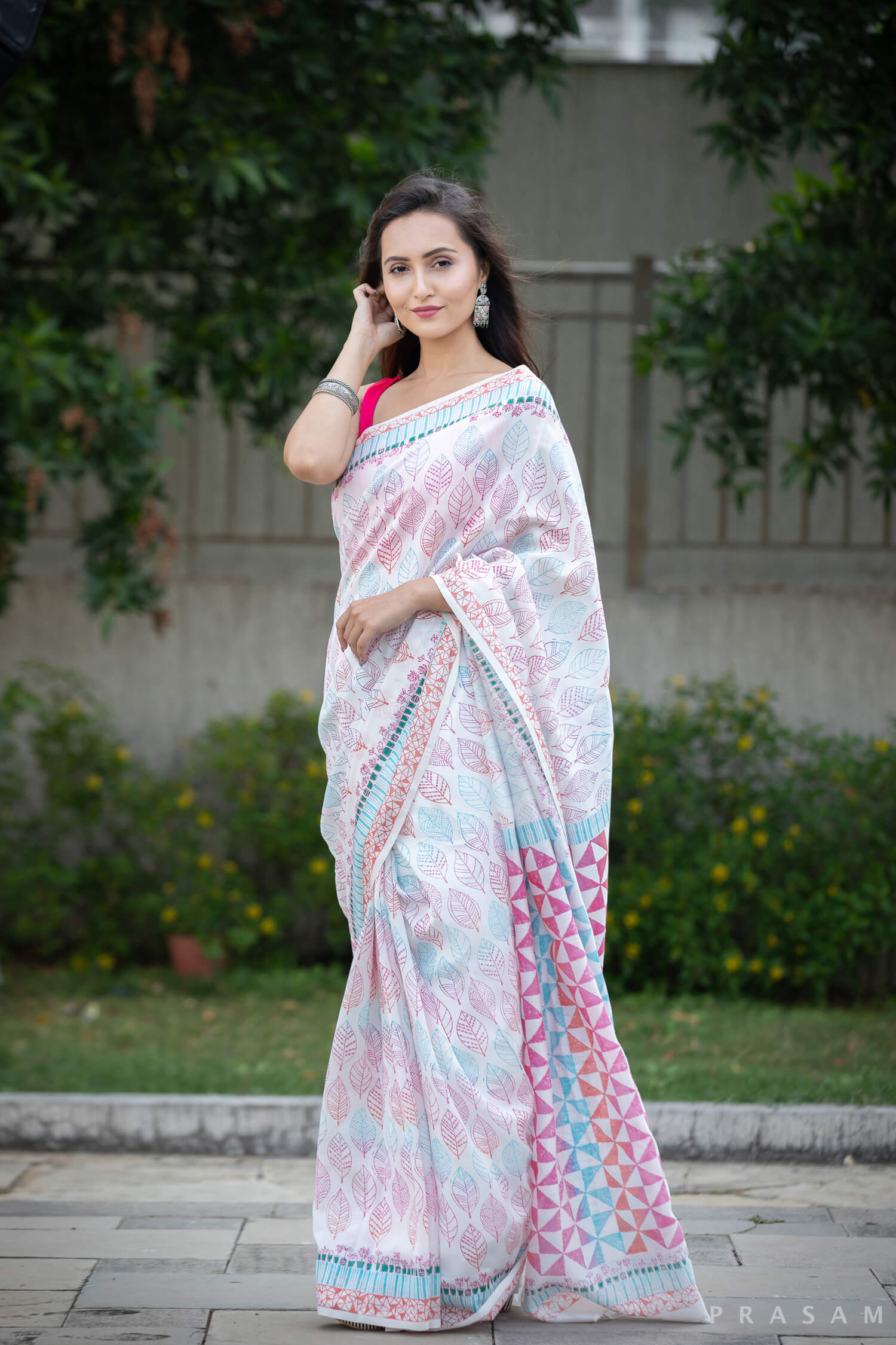 Artist'sMuse handblock print Saree Prasamcrafts Floral Print Handcrafted festivewear