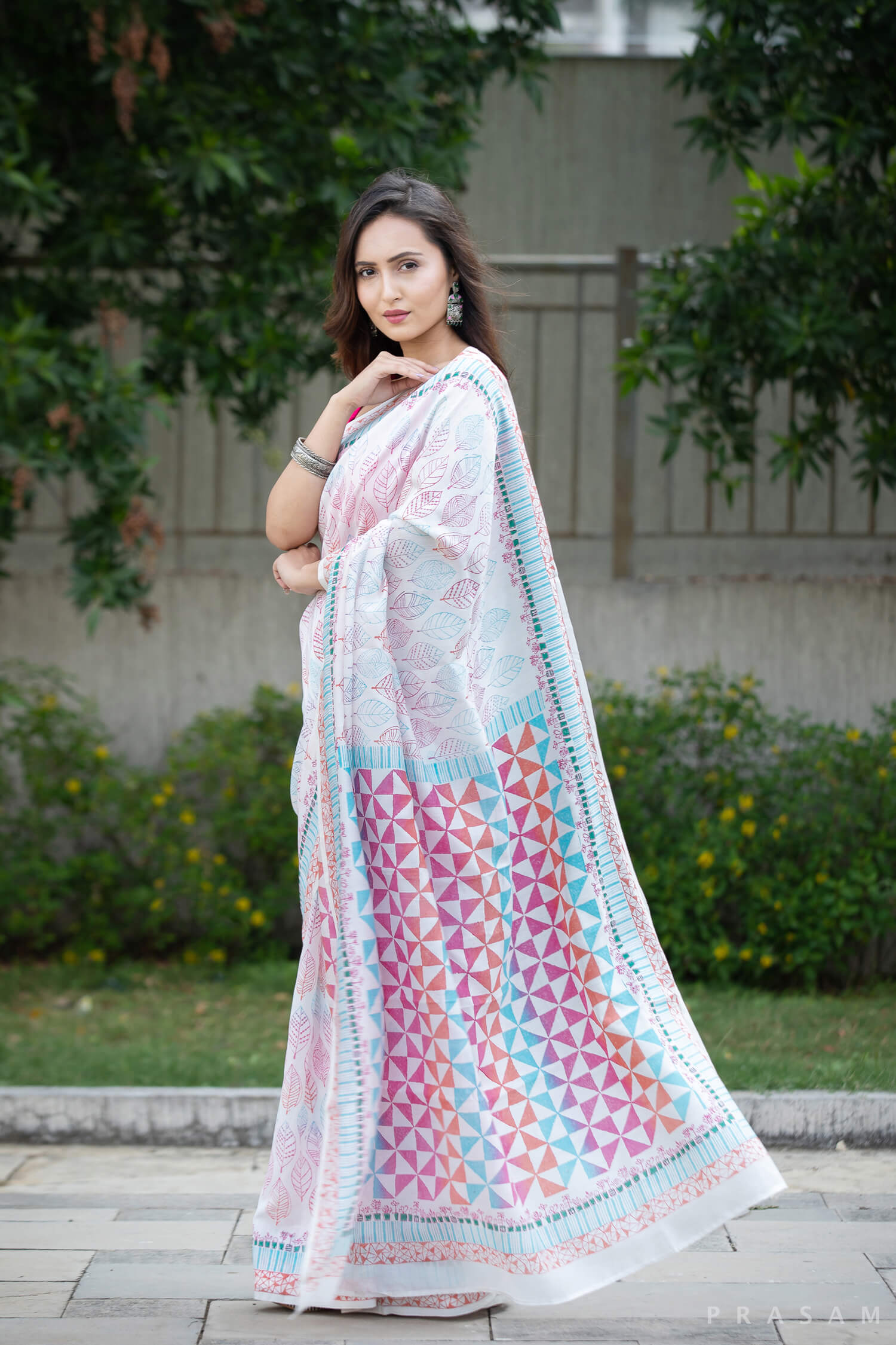 Artist'sMuse handblock print Saree Prasamcrafts Floral Print Handcrafted festivewear
