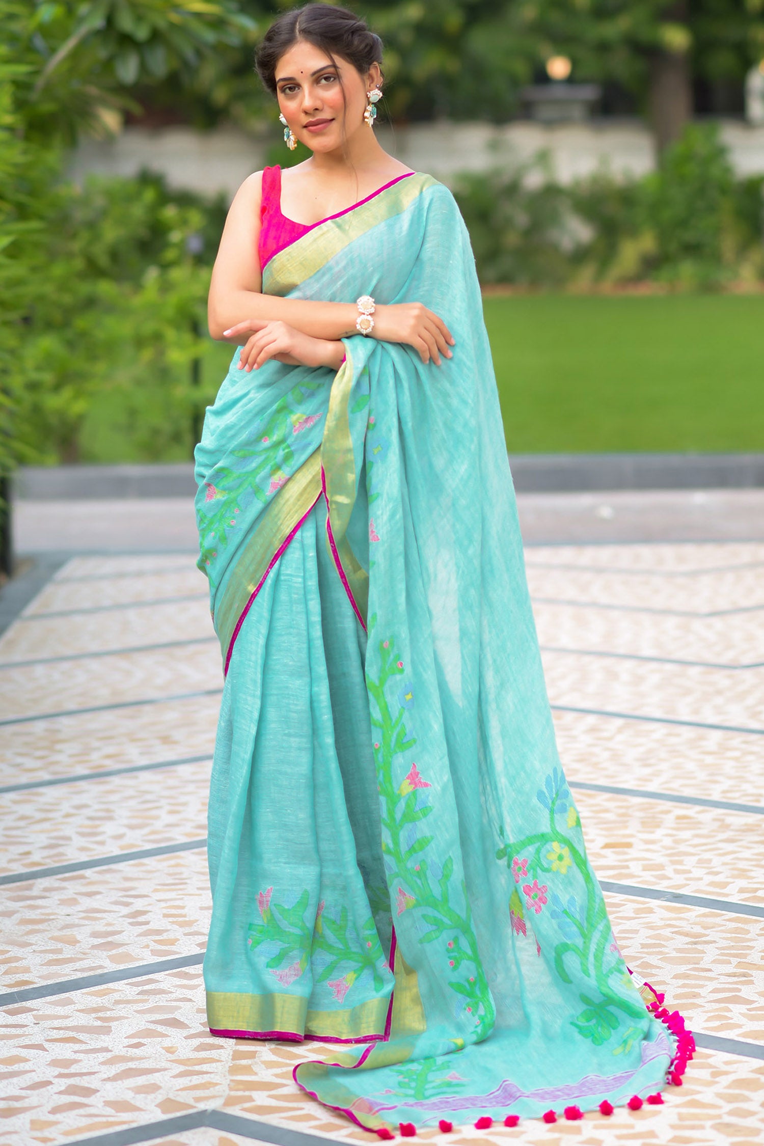 Mint Charm-Linen Jamdani Weave Saree