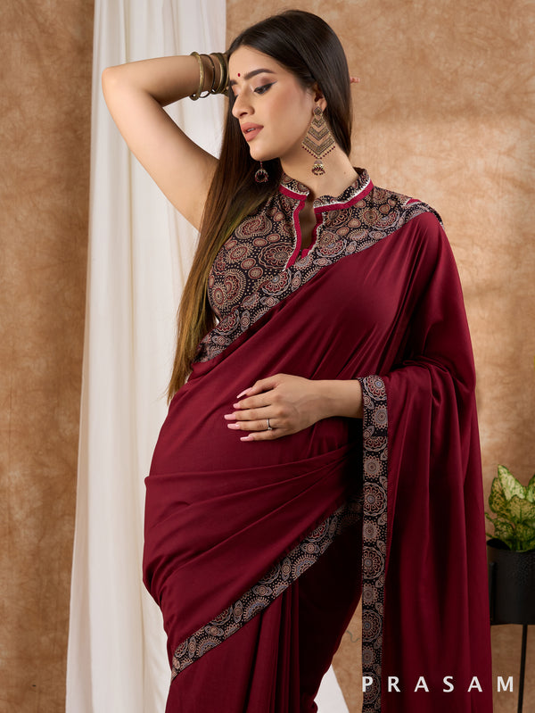 Isak - Maroon Muslin saree with Ajrakh border