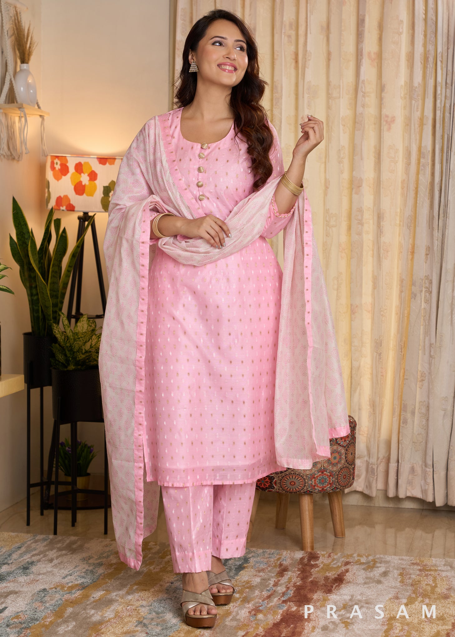 Pink Whisper Solid Buta Kurta set