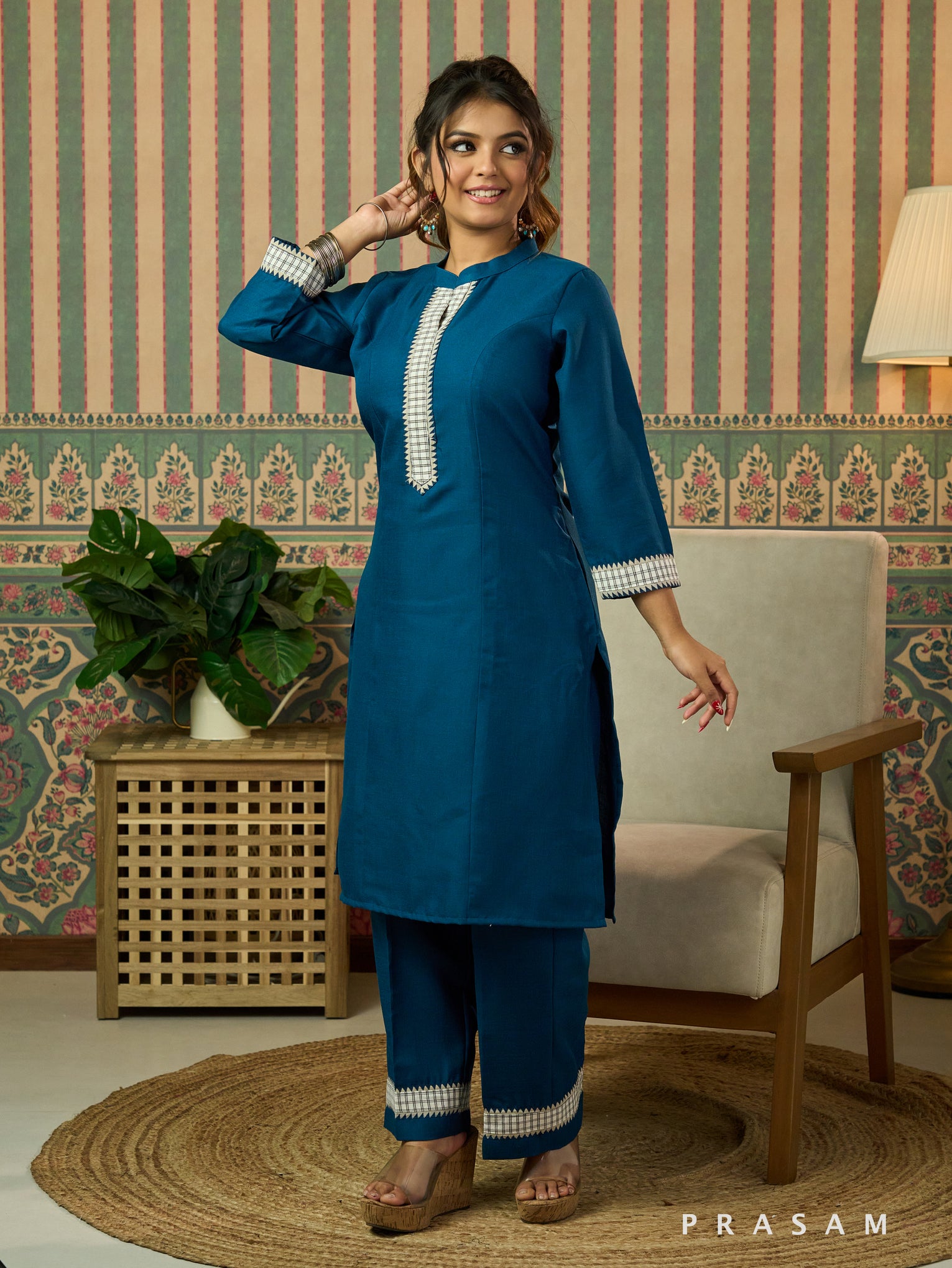 Tapsi Teal Kurta Set With Checkered Trims