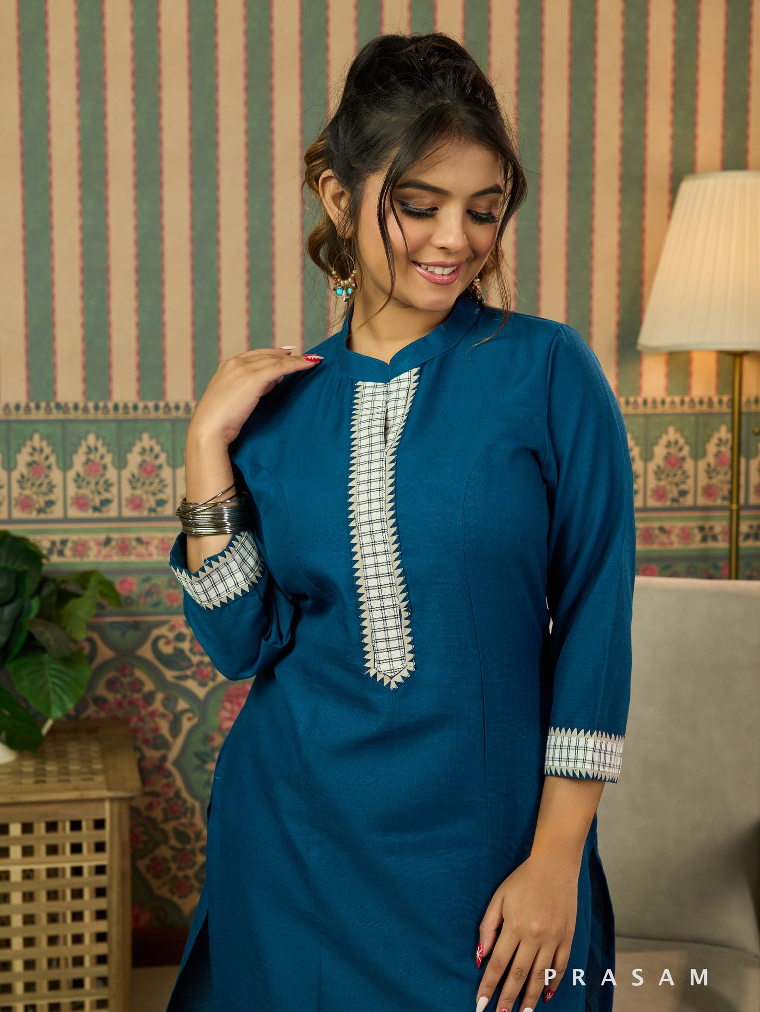 Tapsi Teal Kurta Set With Checkered Trims