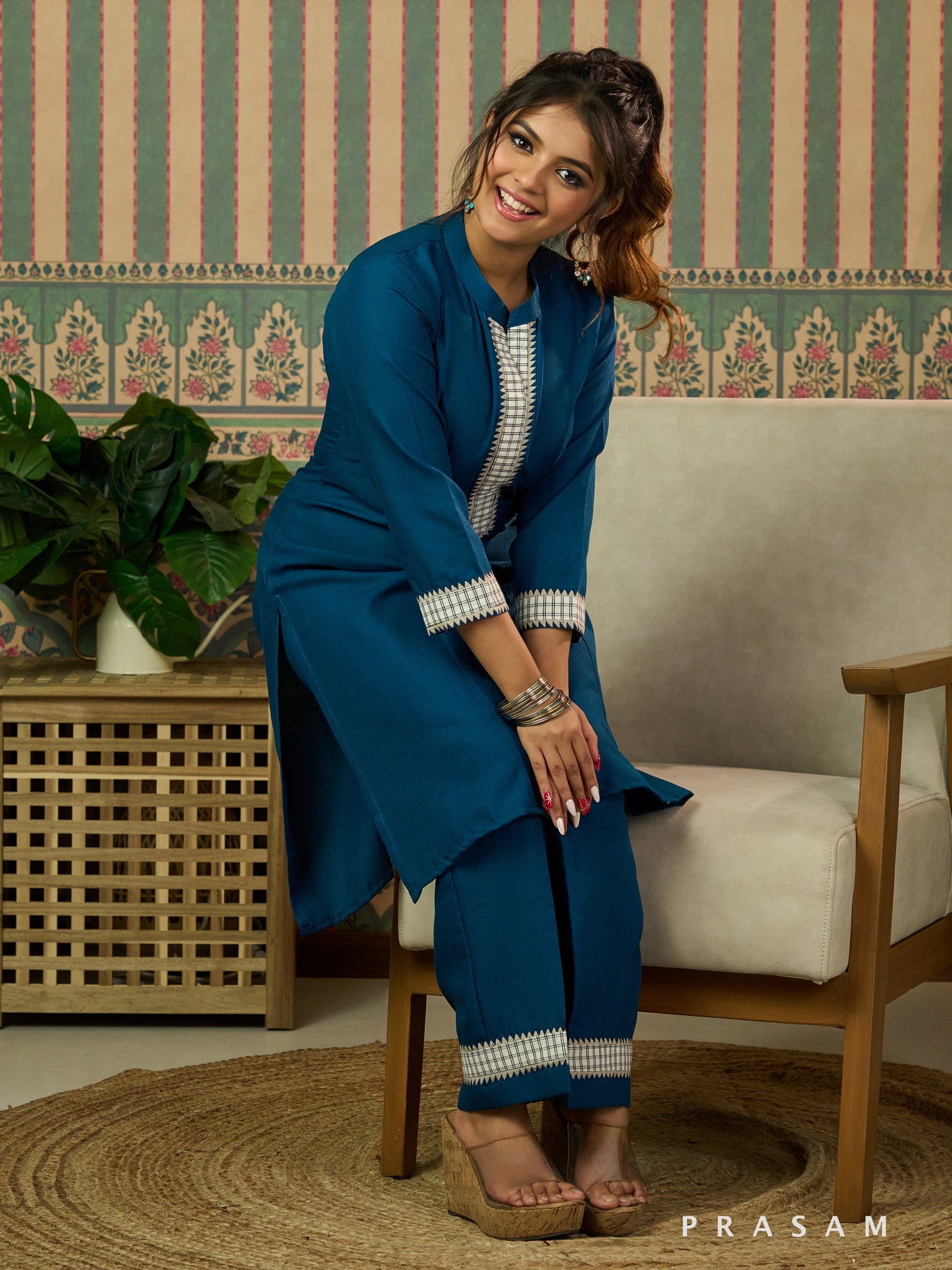 Tapsi Teal Kurta Set With Checkered Trims