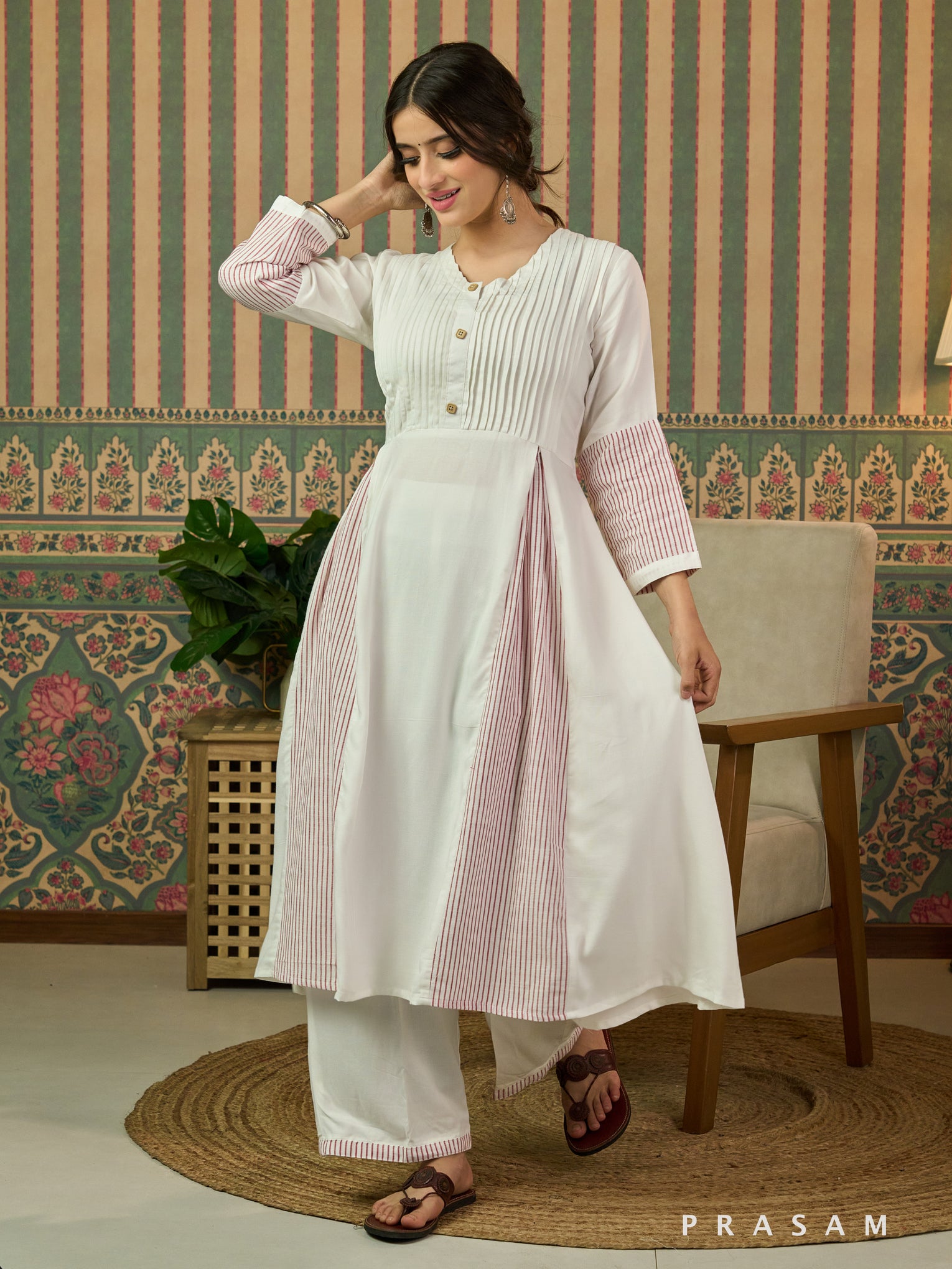 Daisy Bloom Muslin Kurta Set