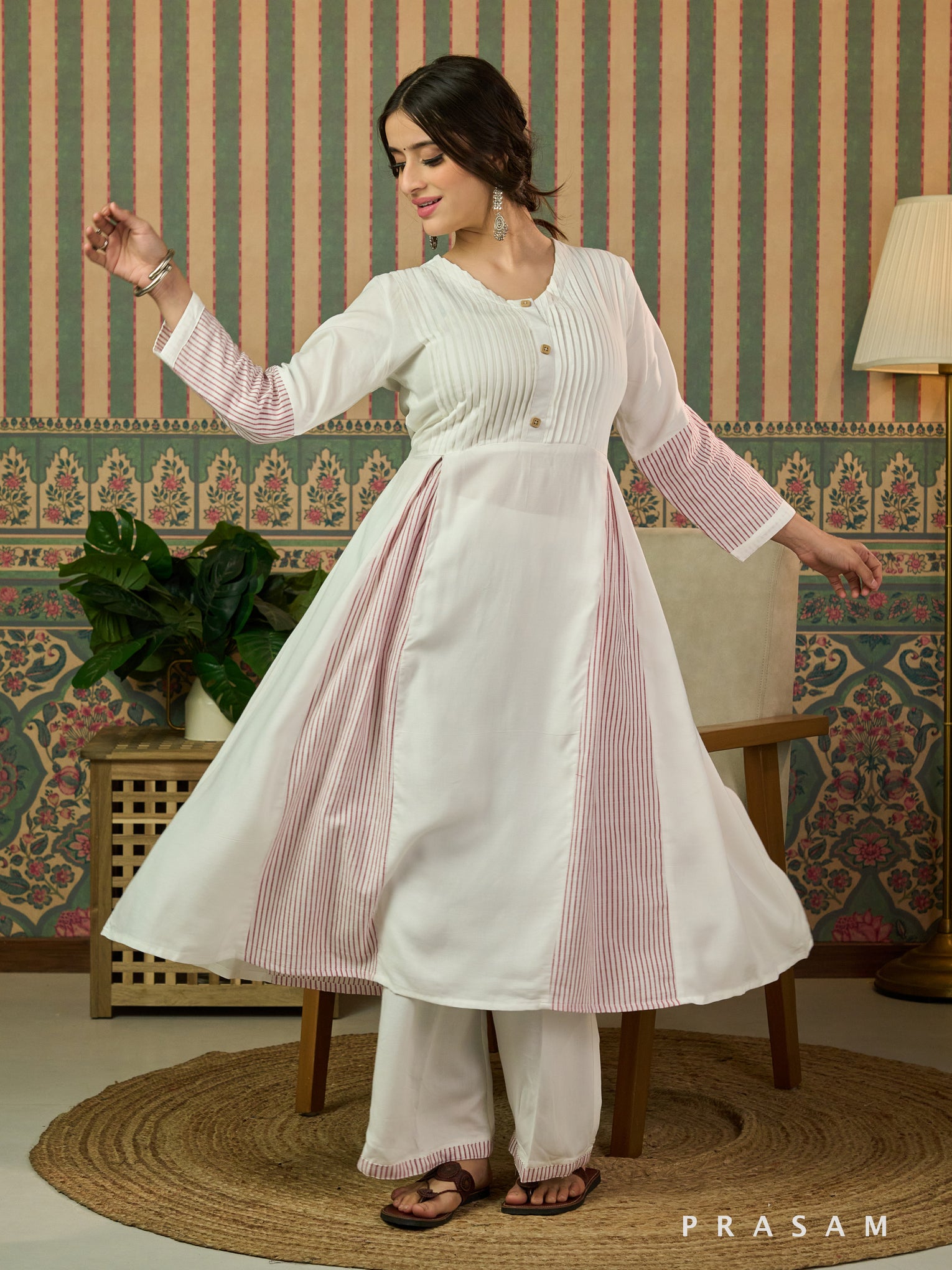 Daisy Bloom Muslin Kurta Set