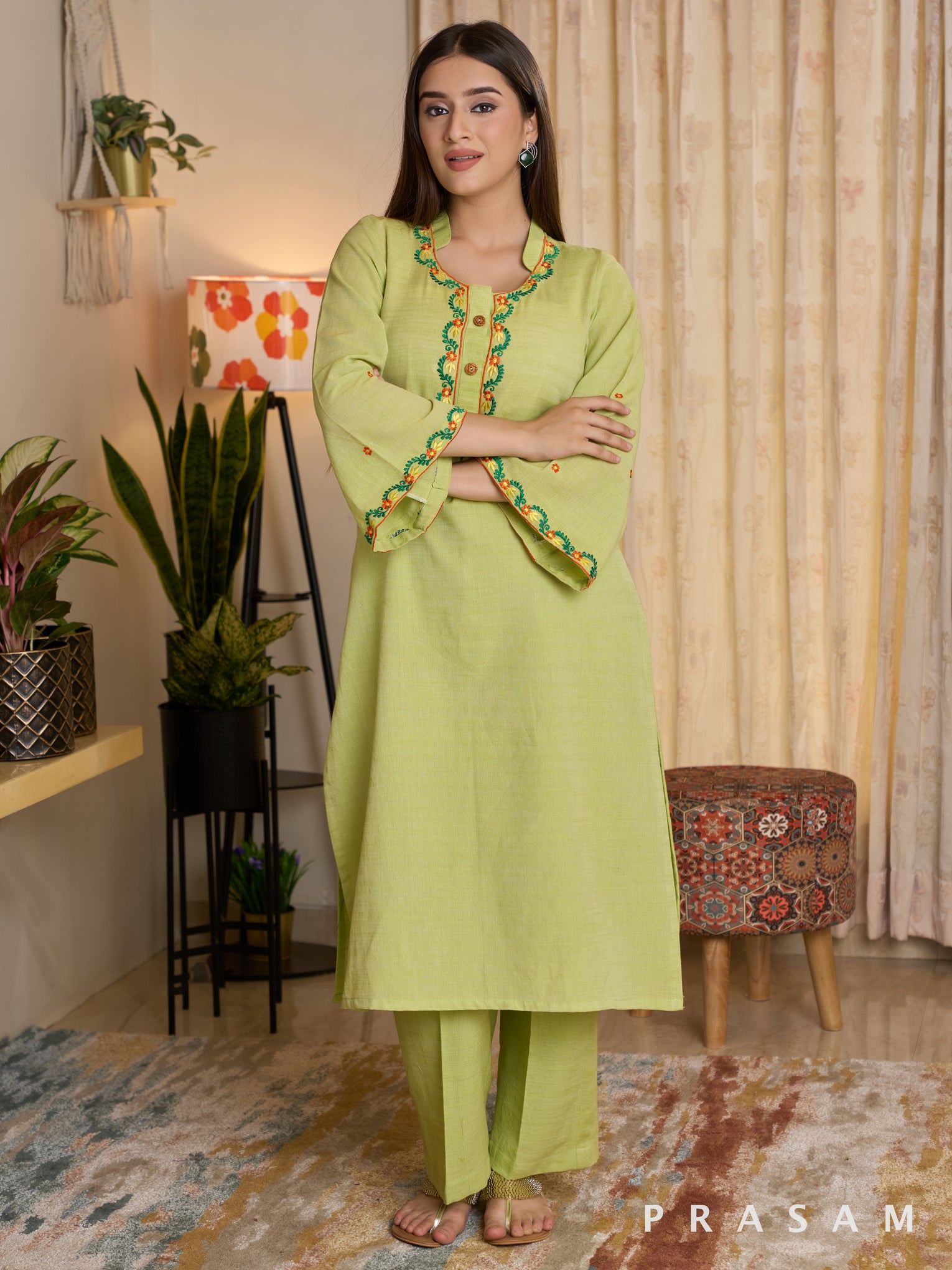 Minted Glow Kurta Set with Embroidery Details