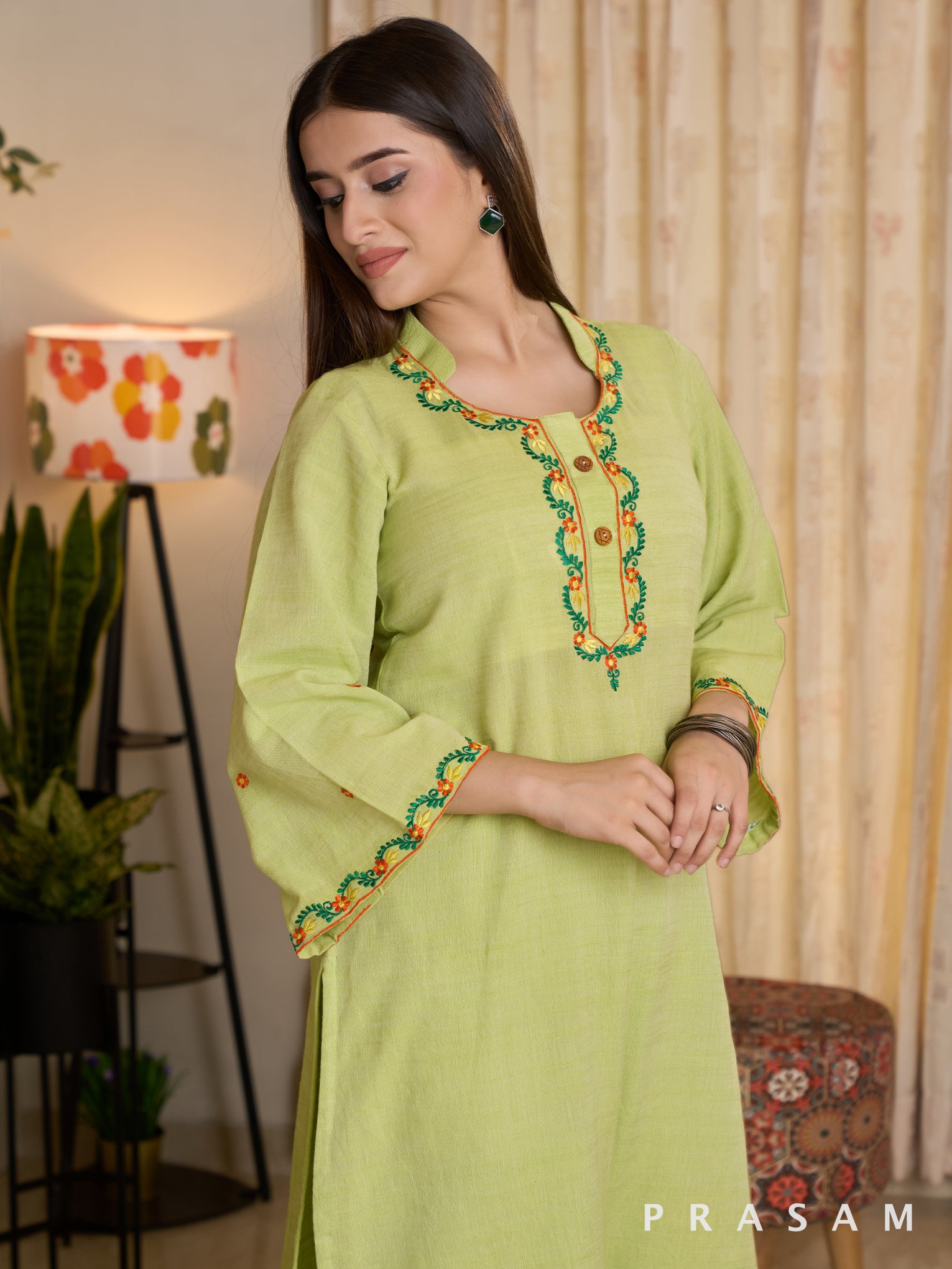 Minted Glow Kurta Set with Embroidery Details