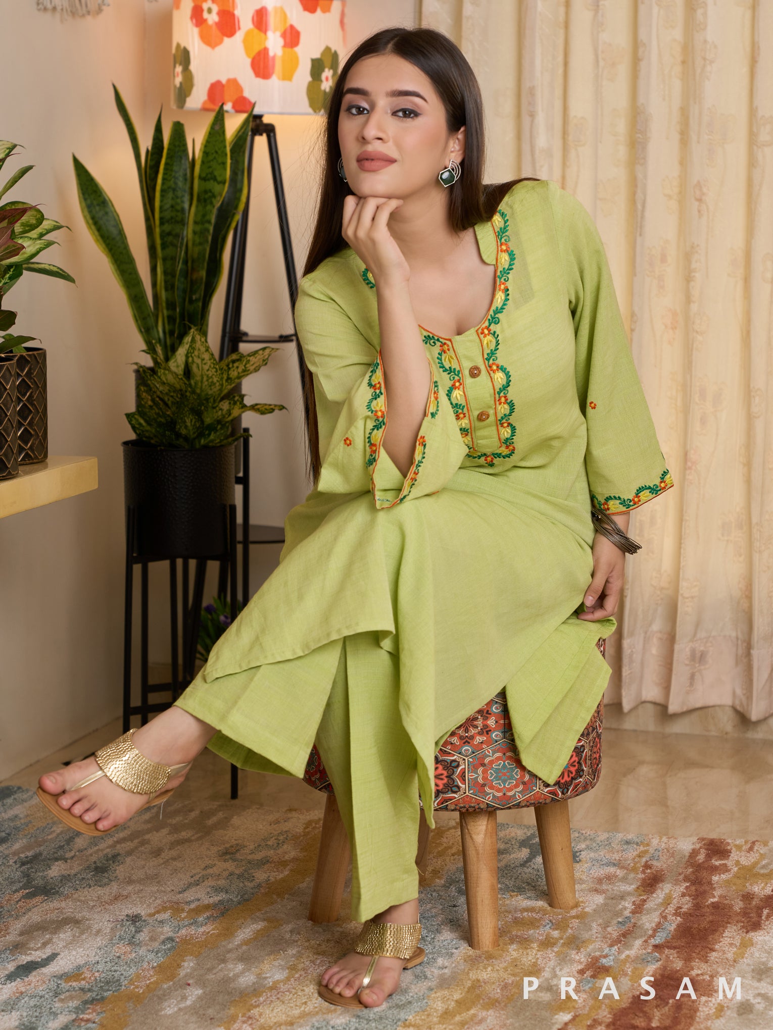 Minted Glow Kurta Set with Embroidery Details