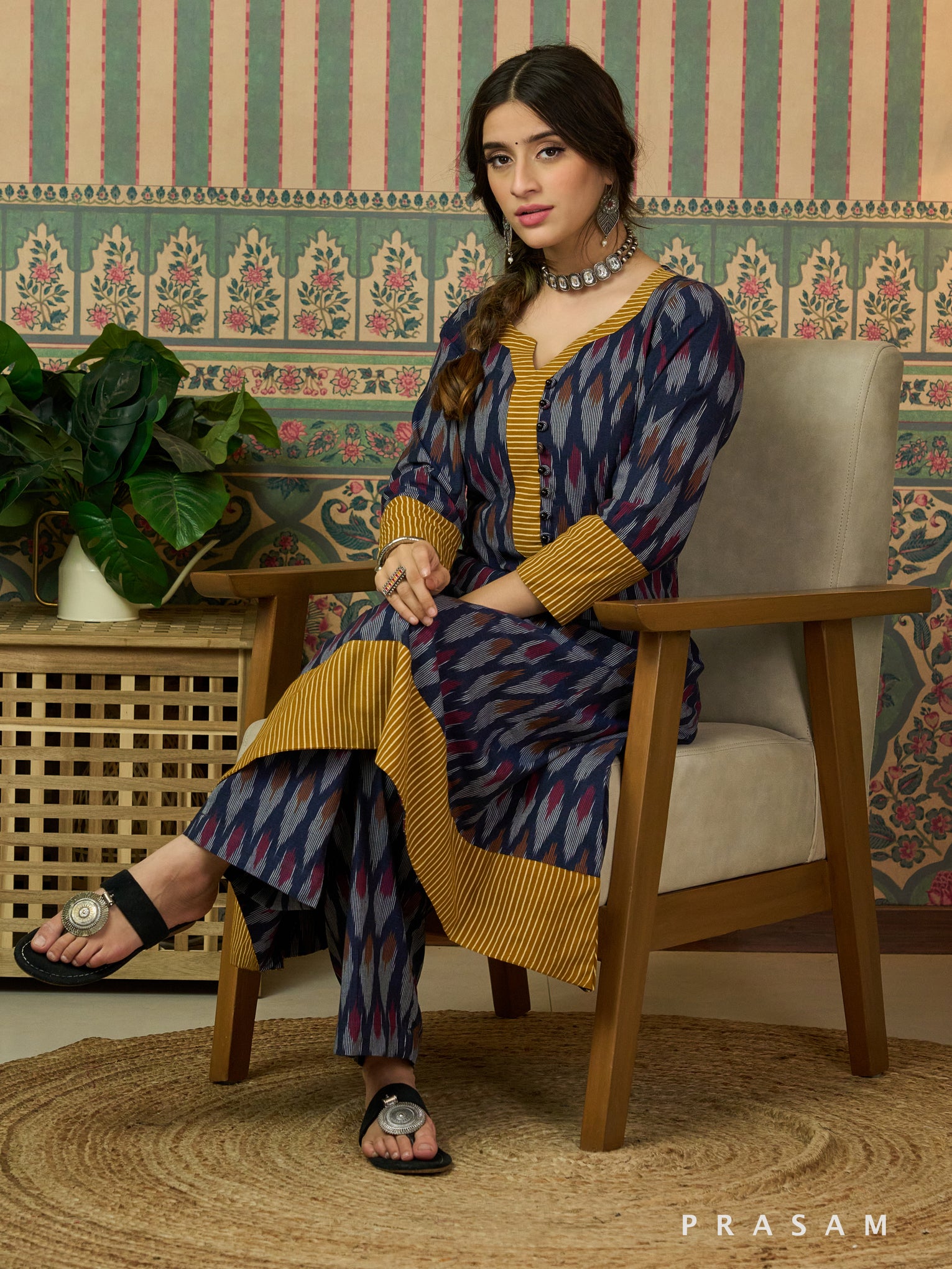 Liyana Ikat Kurta Set