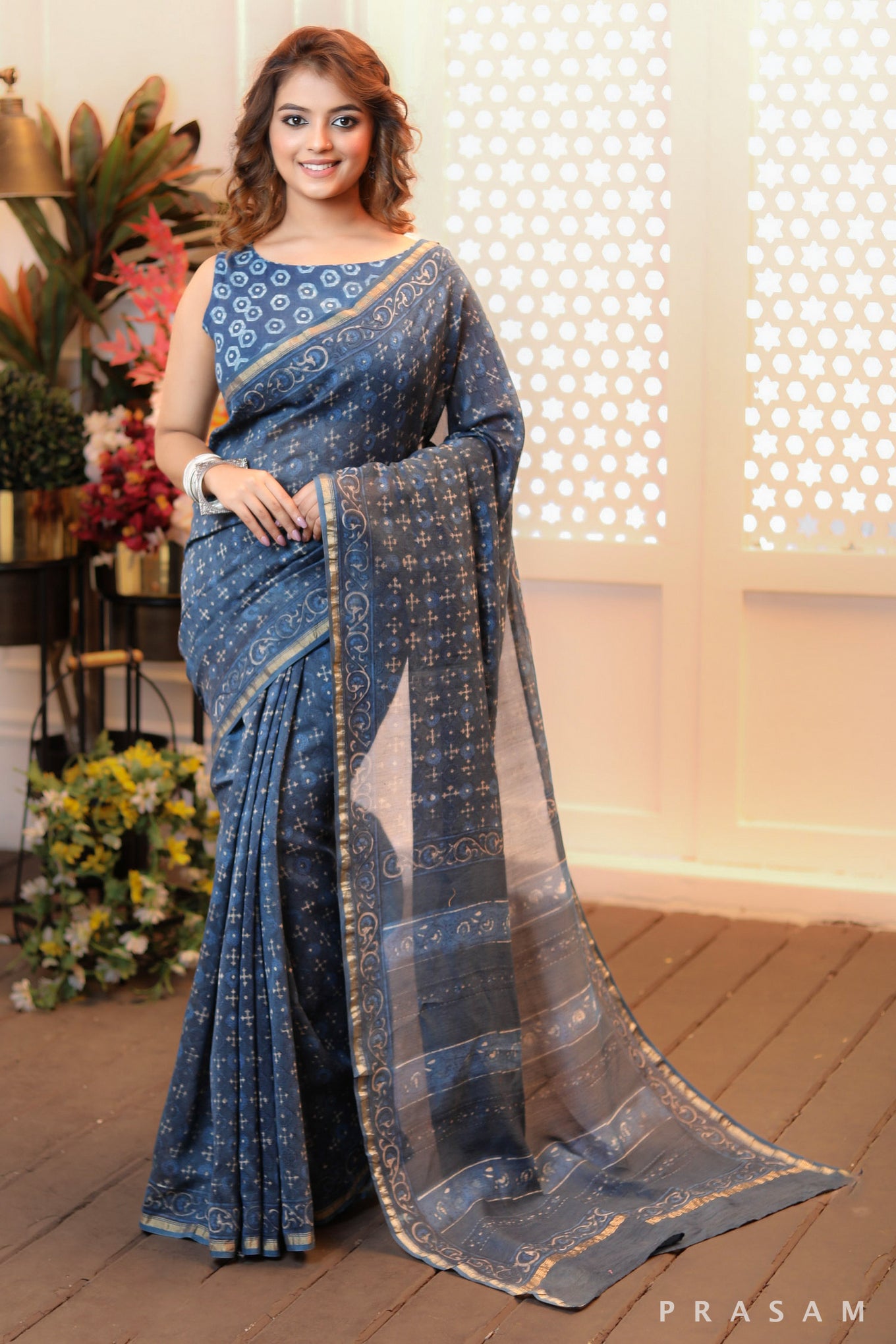 Trendy Tulle Elegant blockprinted blue chanderi saree