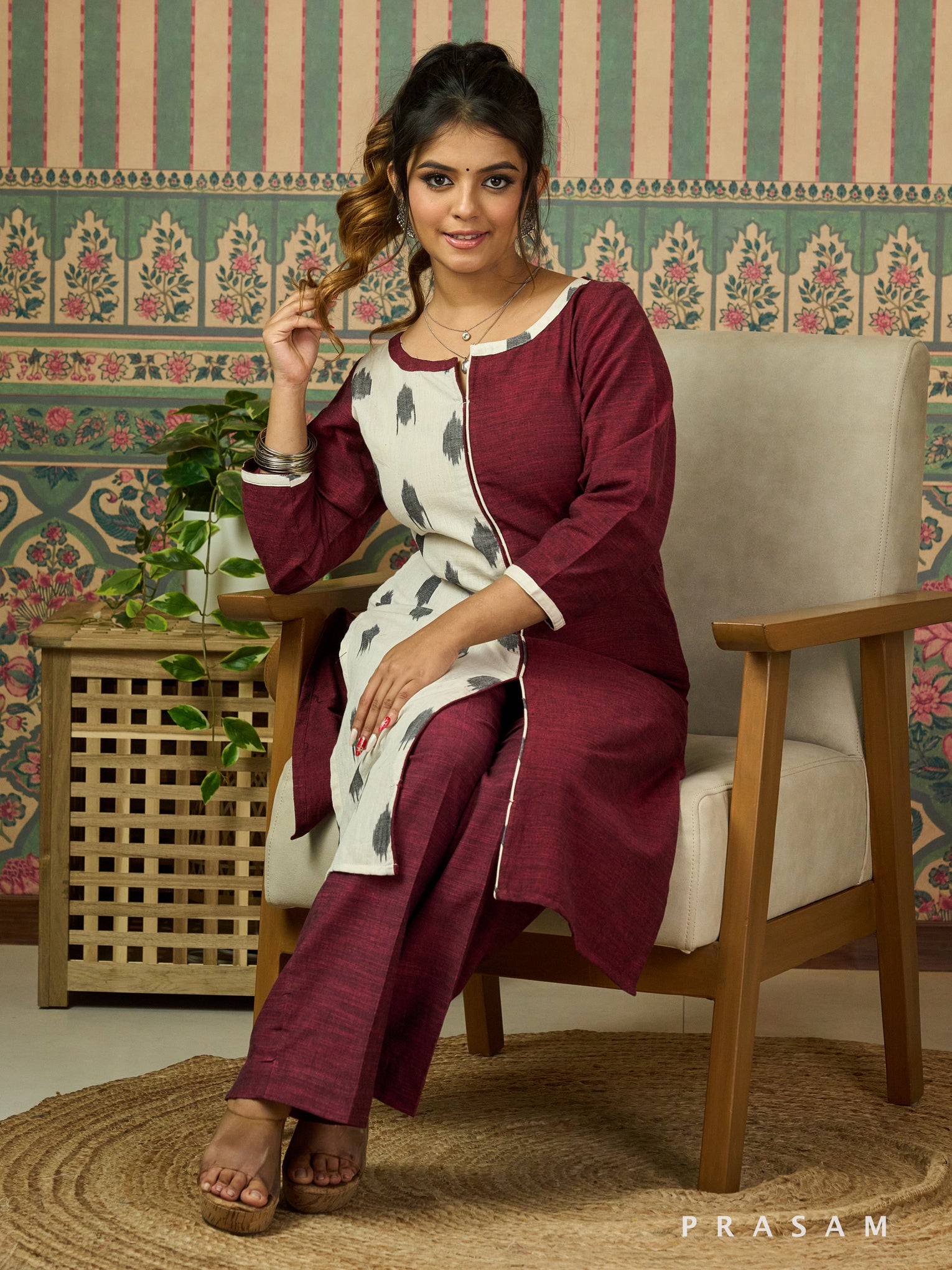 Style Savy Cotton & Ikat Kurta Set