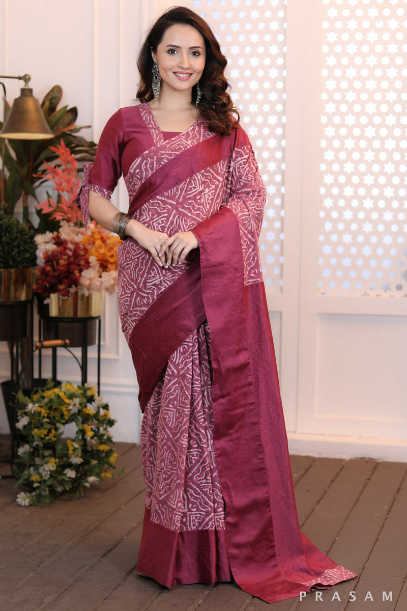Radiant Rose Classy ethnic bagru printed saree with onion pink chanderi pallu & trims (Readymade blouse optional)