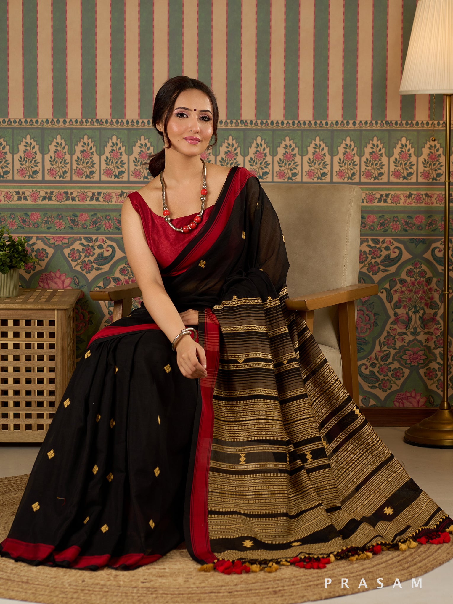 Woven Ember Cotton Jamdani Saree.