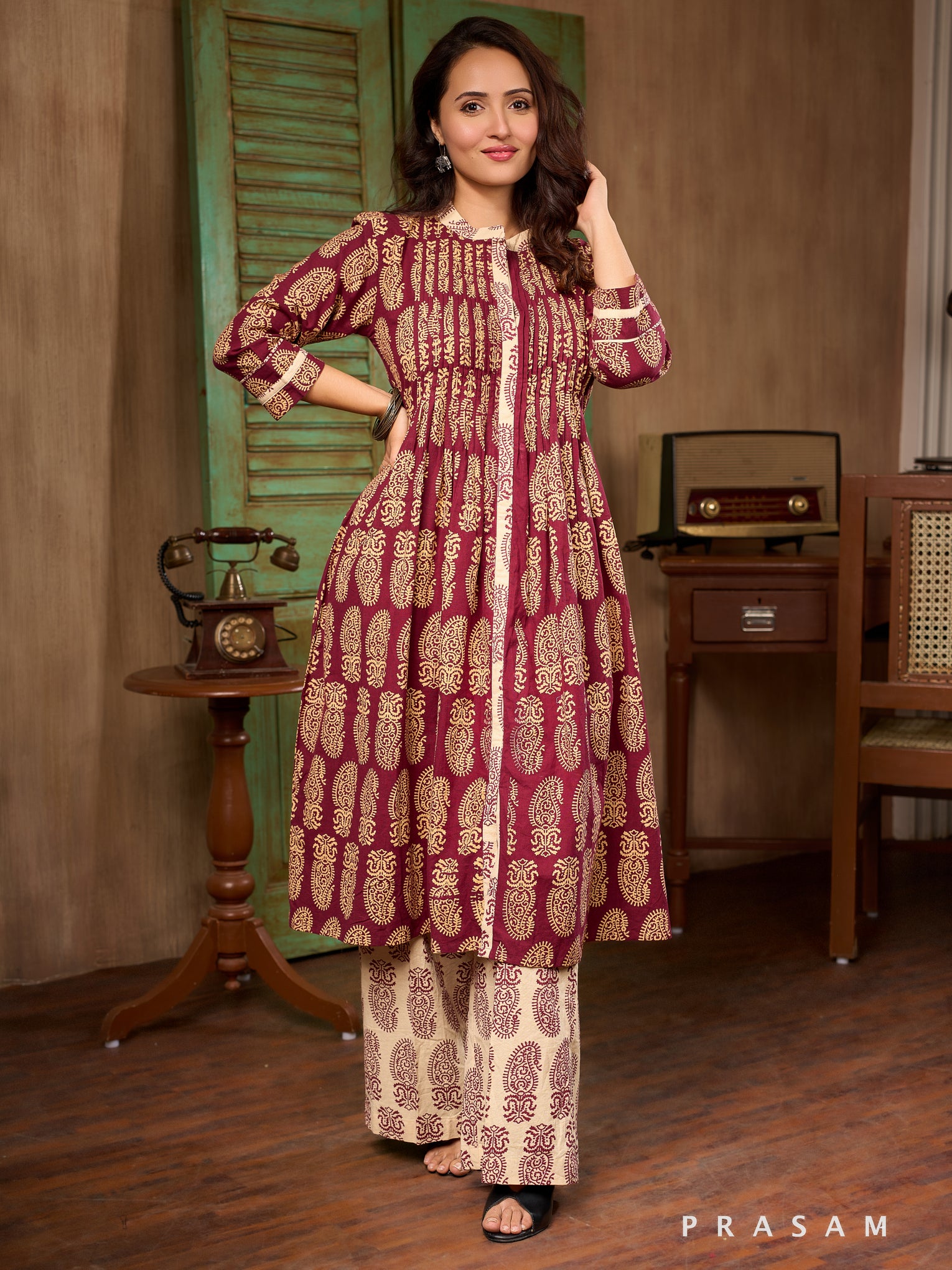Vamika Splendor Ajrakh Kurta Set