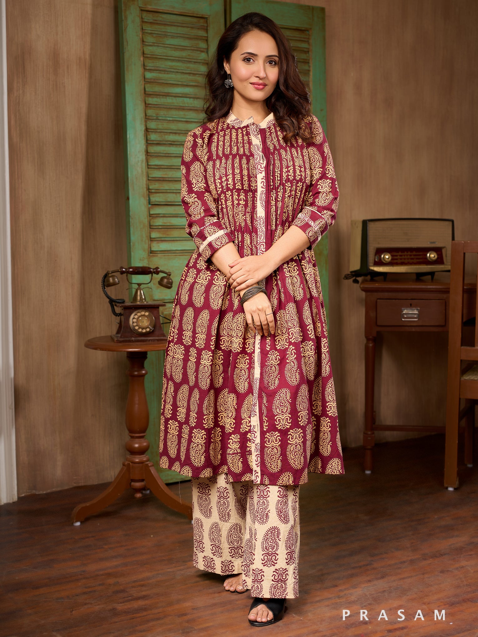 Vamika Splendor Ajrakh Kurta Set