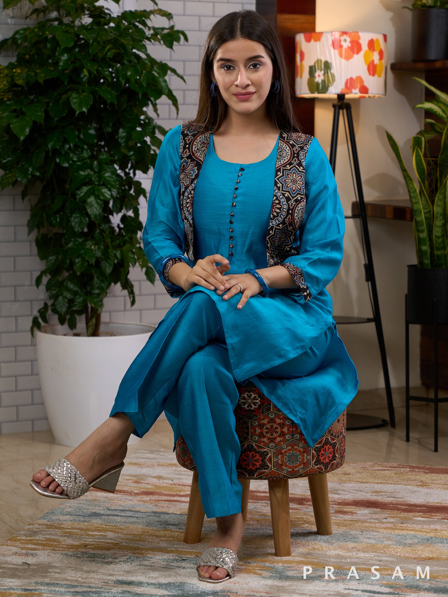 Lagoon Luxe Silk Kurta Set with Half Jacket