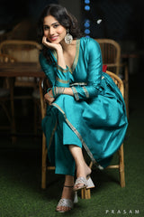 Glamour & Grace  Vibrant Chanderi Silk Kurta Set With Gathers And Ethnic Lace (Dupatta Optional)