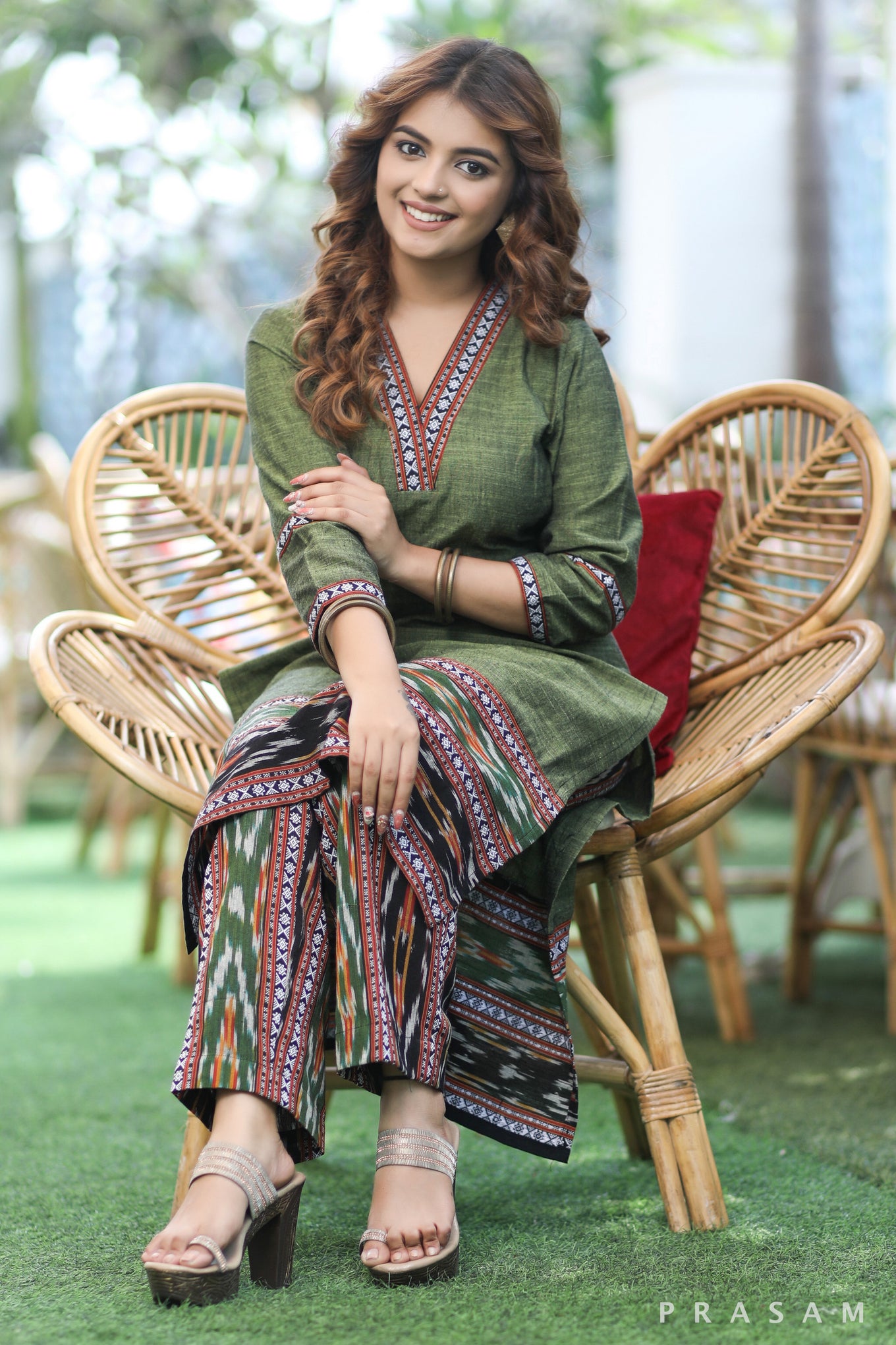 Myrtle Green Fashionable Mehandi Green Handloom Cotton With Ikat Borders(Pants Optional)