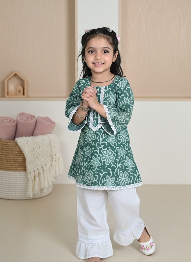 Bagru Grace Kurta and Trousers Set
