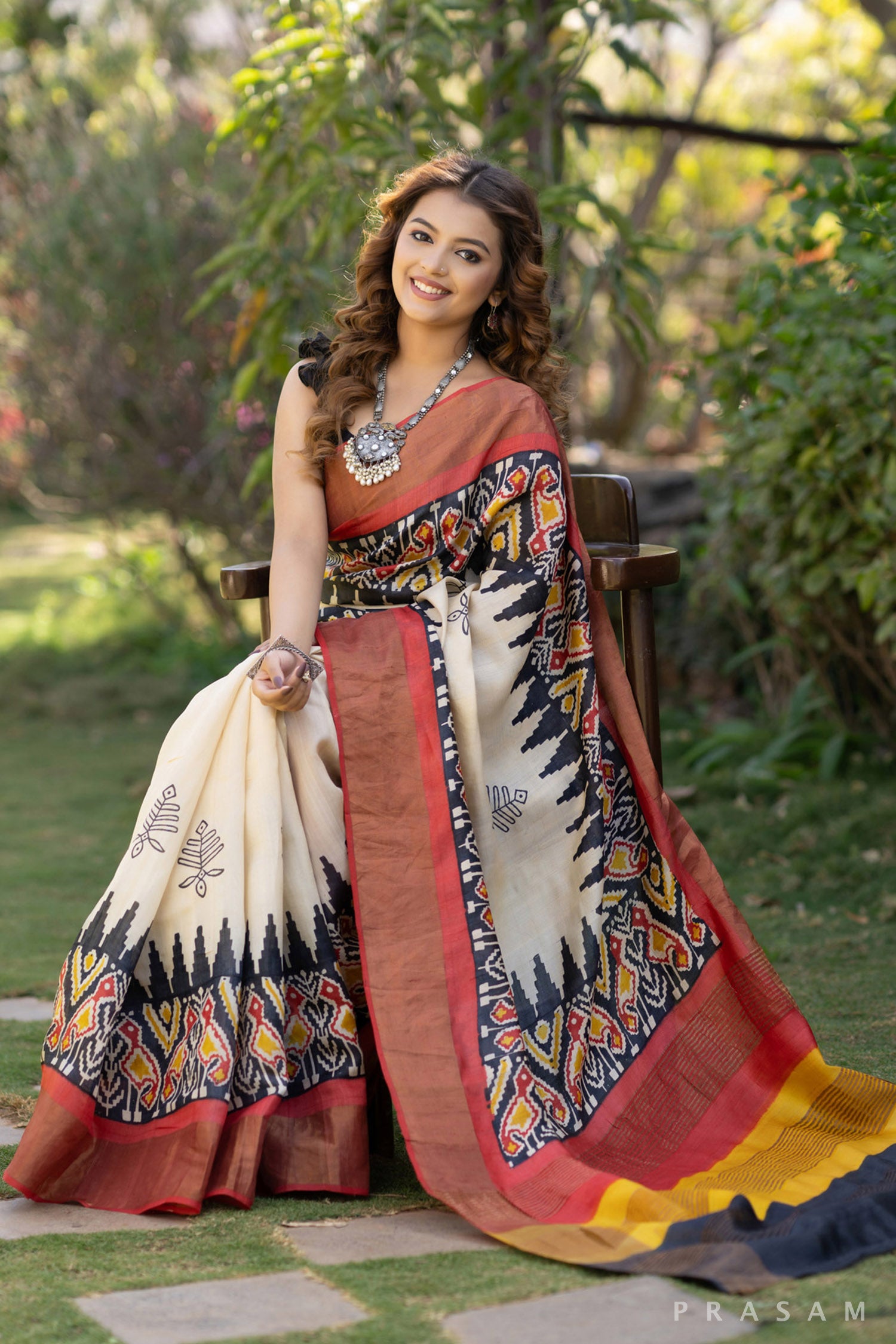 Pavitra traditional print pure silk saree