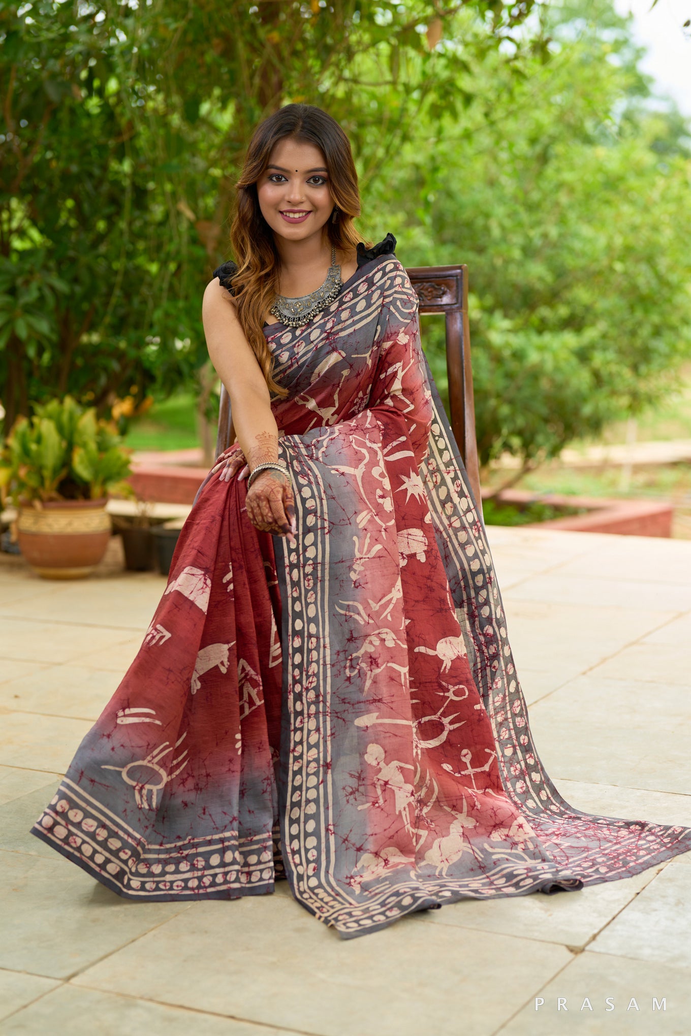 Maroon Manuscripts Hand Rendered Worli Print Pure Silk Saree