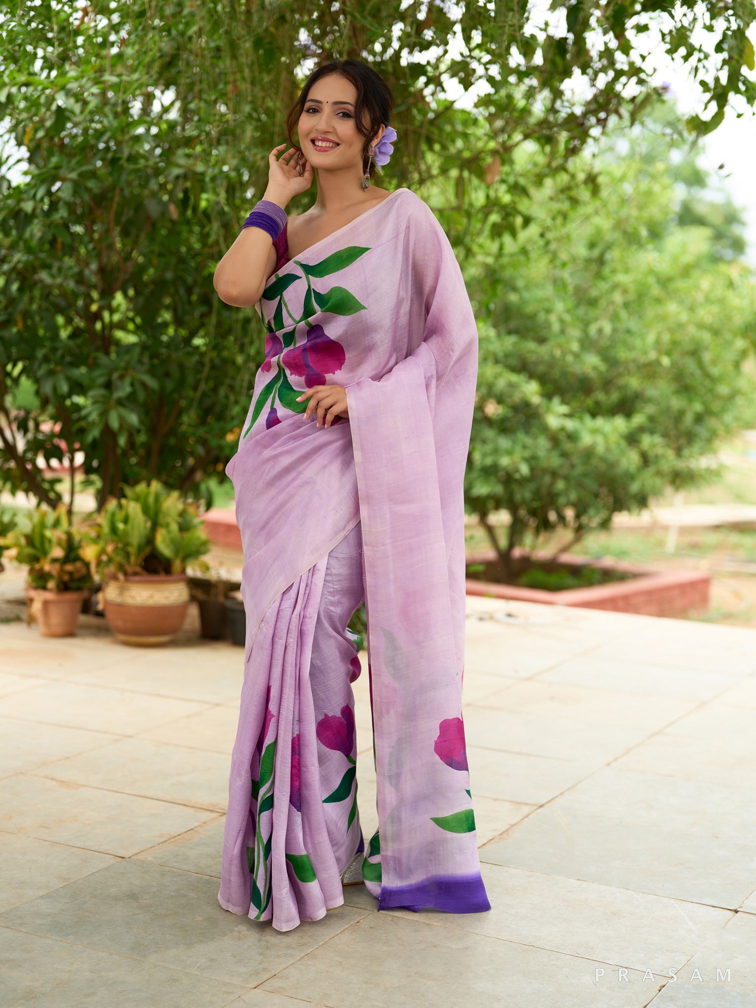 Lilac Hibiscus Lyrics Hand Crafted Floral Motifs Pure Silk Saree