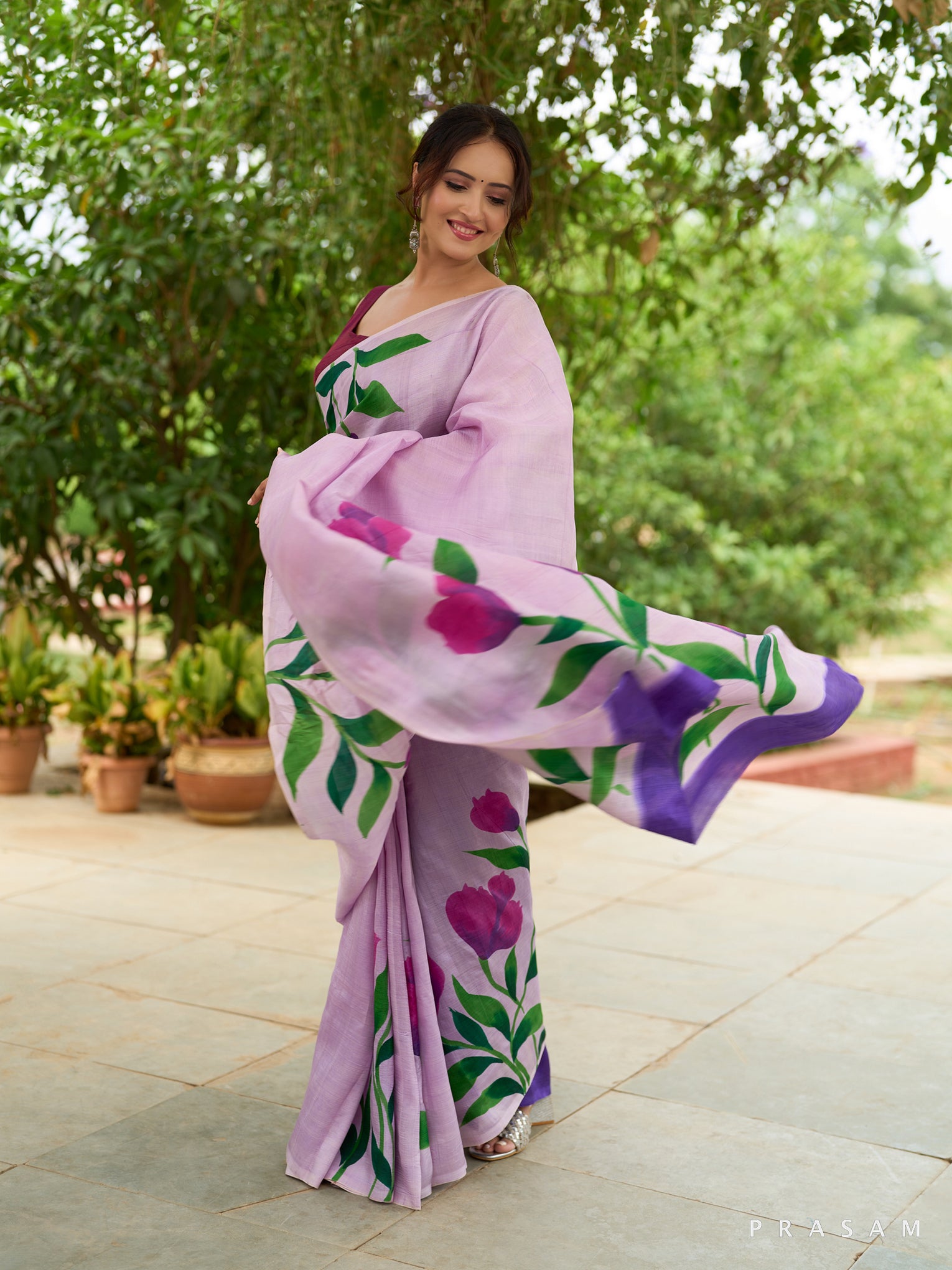 Lilac Hibiscus Lyrics Hand Crafted Floral Motifs Pure Silk Saree