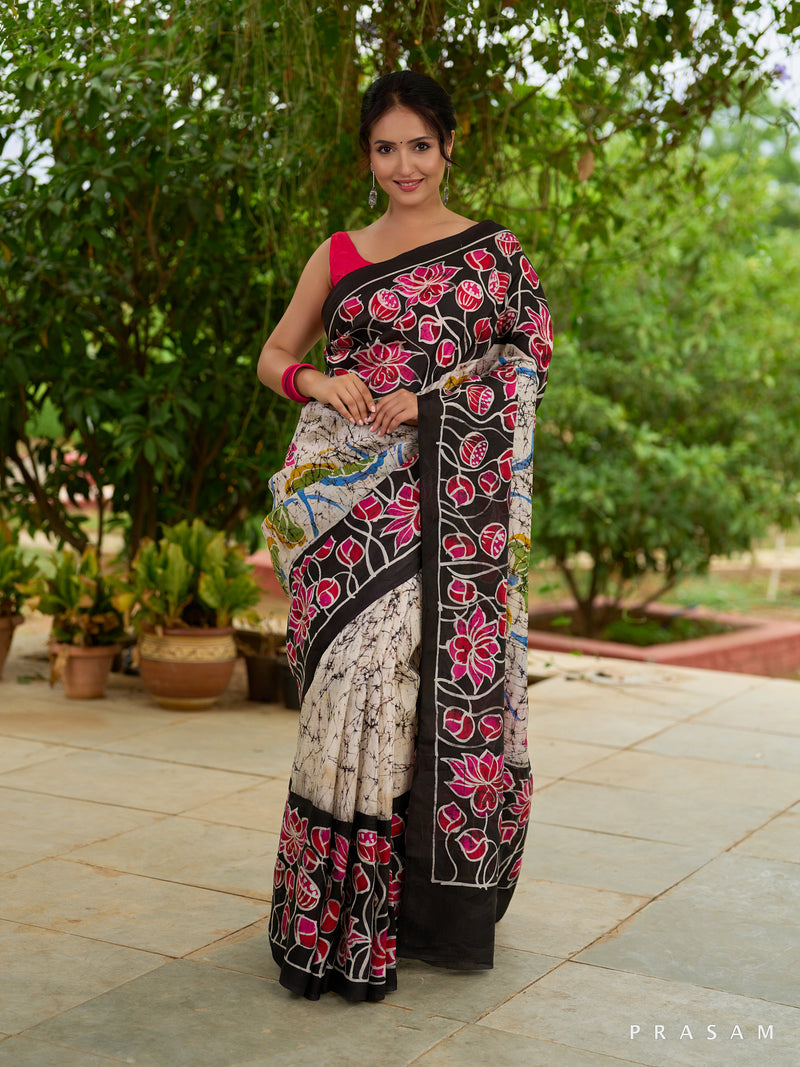 Pearl Patina Black Blossom Edging Pure Silk Sarees