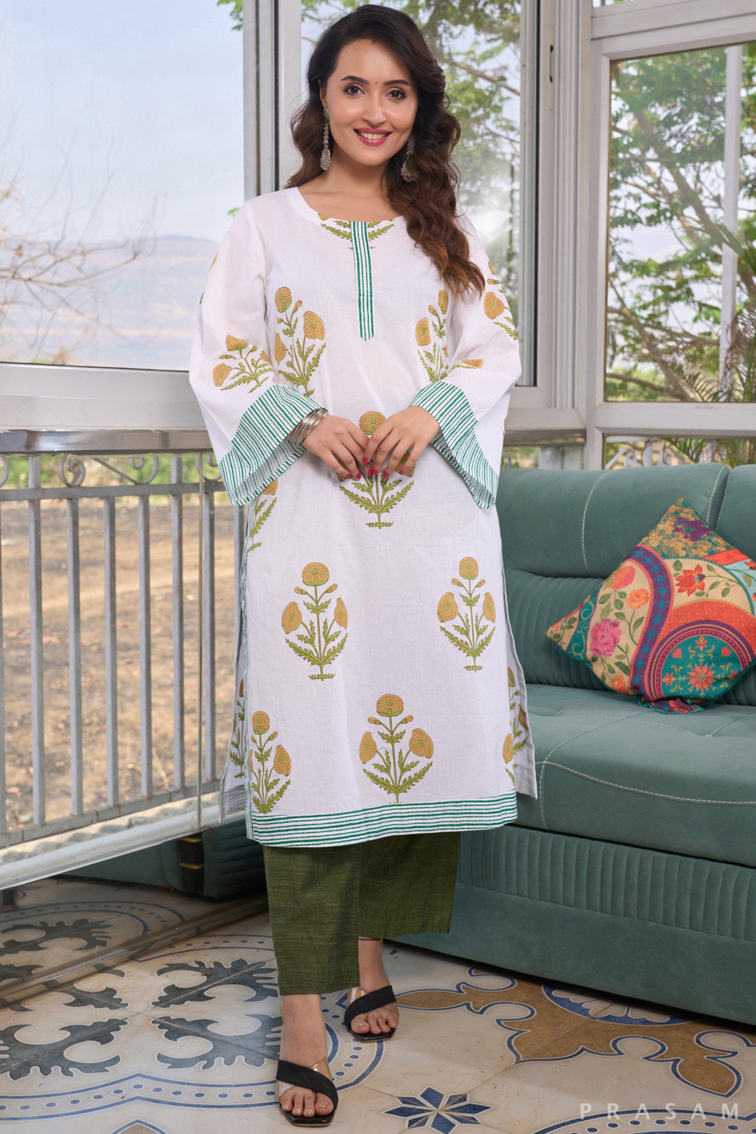 Frosty Bloom Block Print Mul Cotton straight Cut Kurti