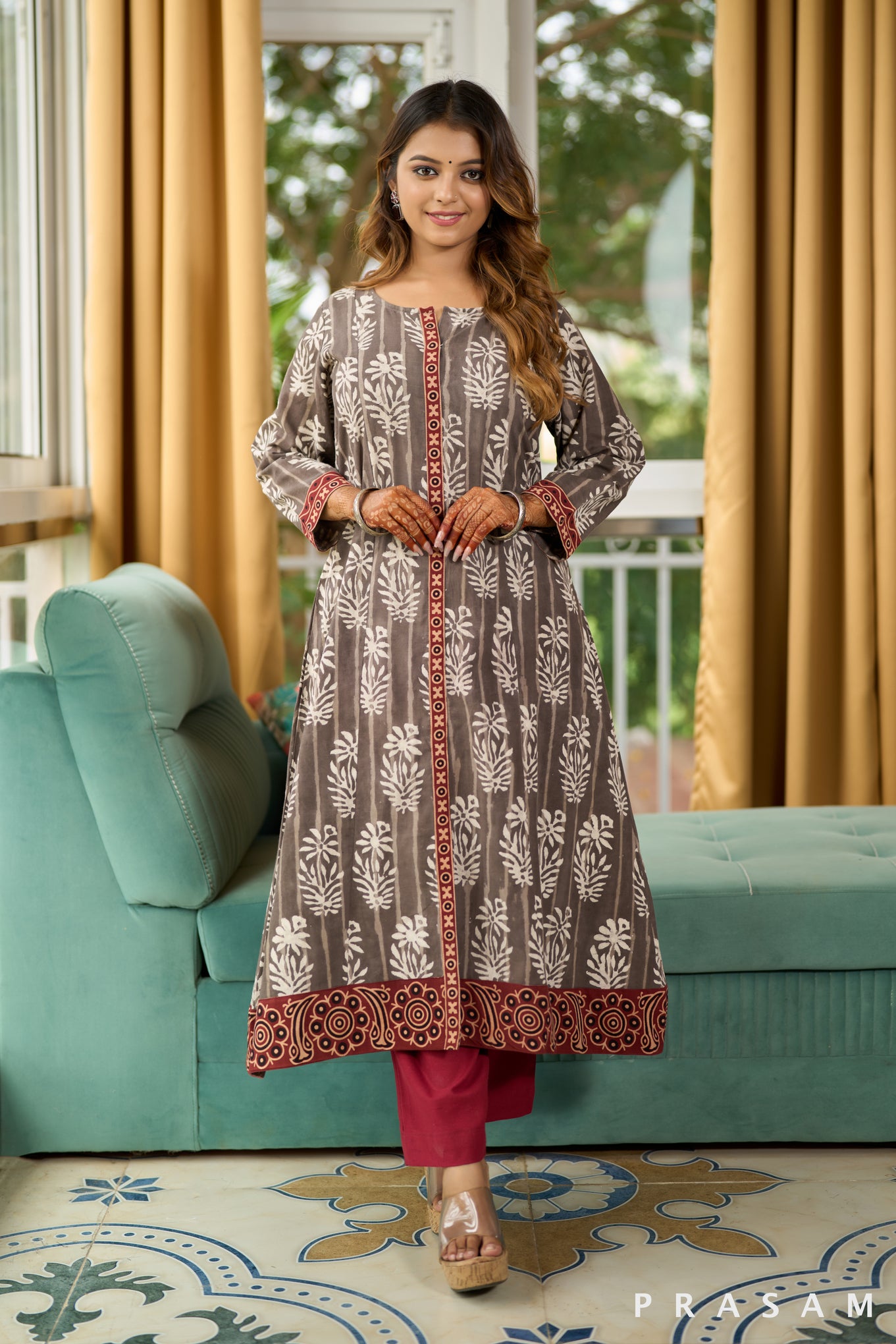 Misty Dove Grey Bagru Print Ajrak Detailing Kurti with Pants