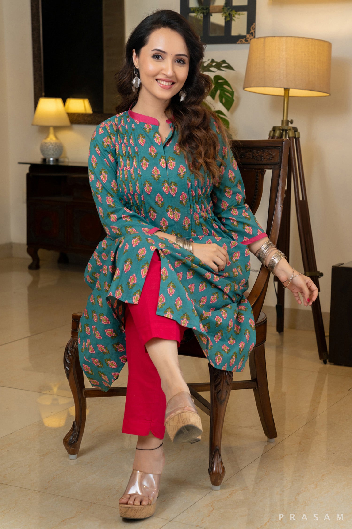 Verdant Elegance Printed Green Cotton Mul Kurti with Front Pin Tucks